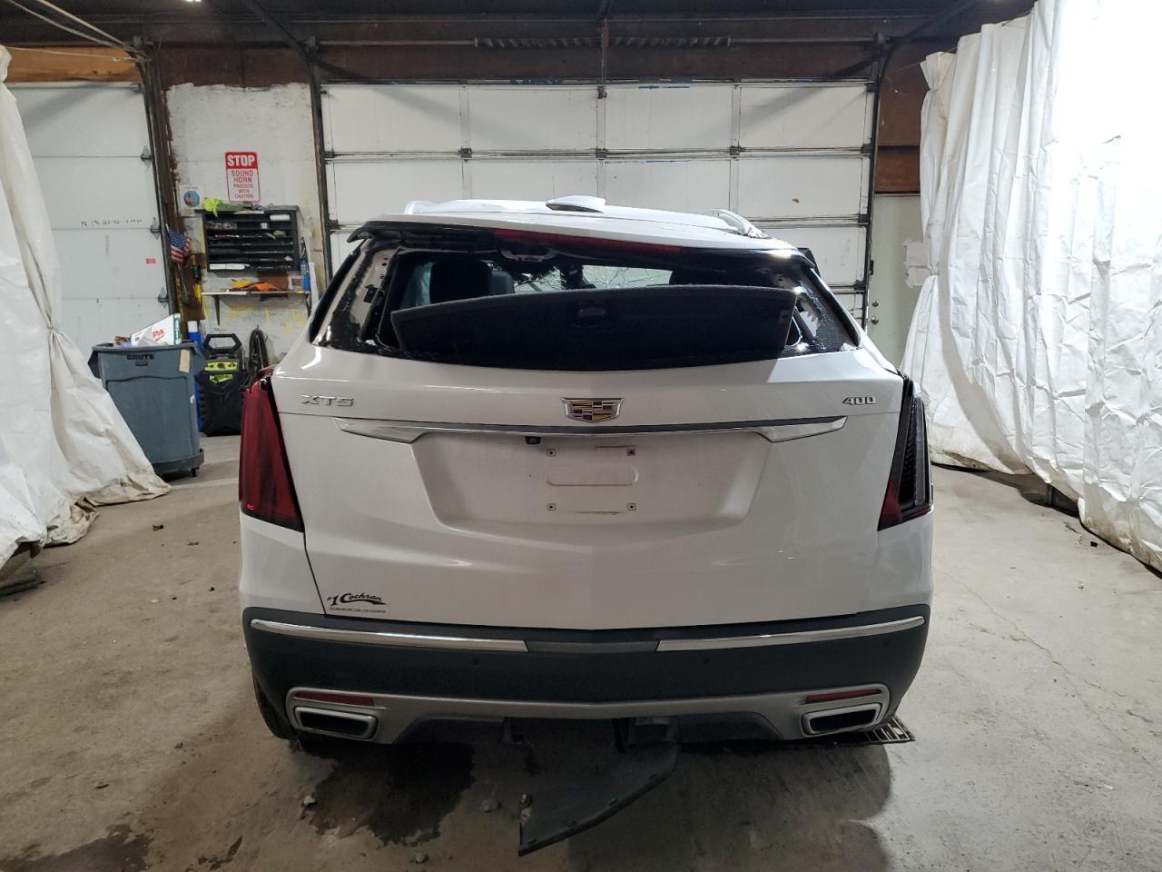 2020 Cadillac Xt5 Premium Luxury Белый vin: 1GYKNCRS9LZ148299