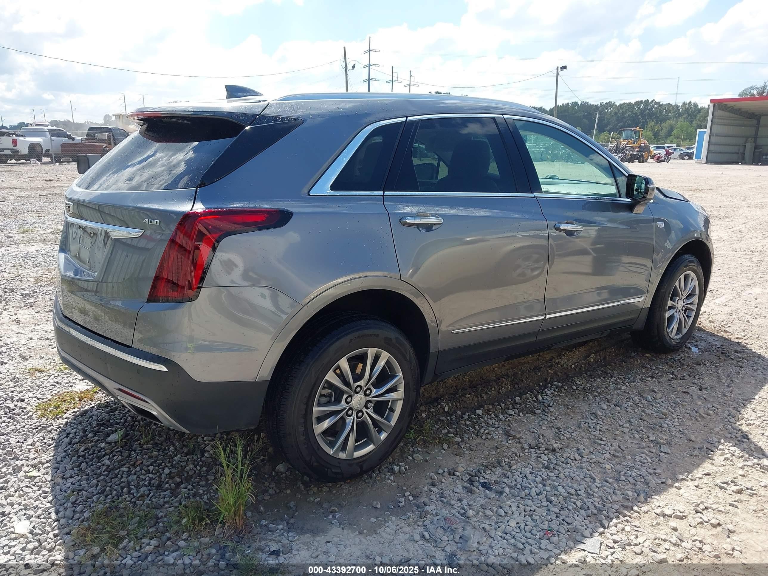 2021 Cadillac Xt5 Awd Premium Luxury Gray vin: 1GYKNDRS4MZ142336