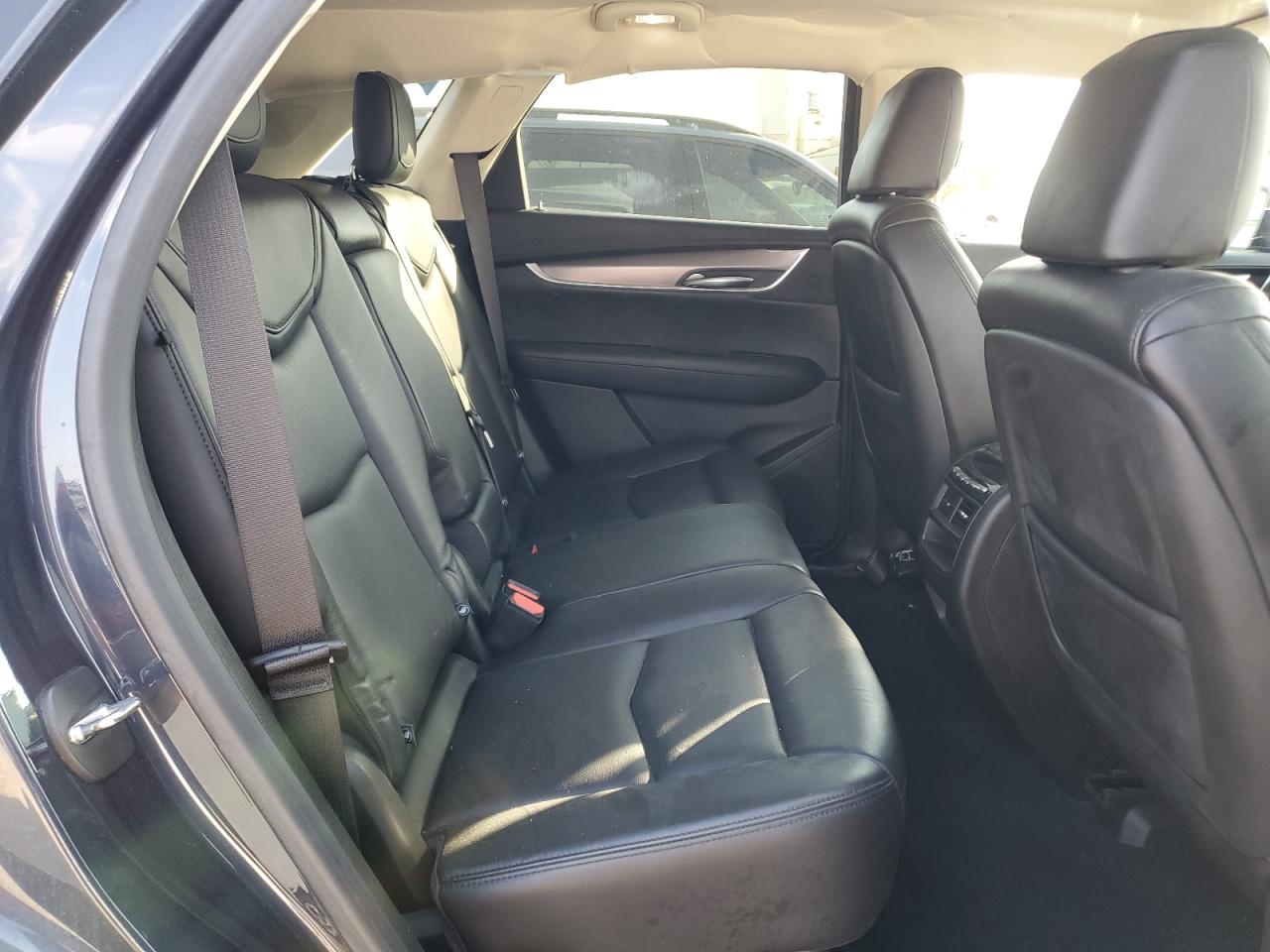 2018 Cadillac Xt5 Luxury Синий vin: 1GYKNDRSXJZ209193