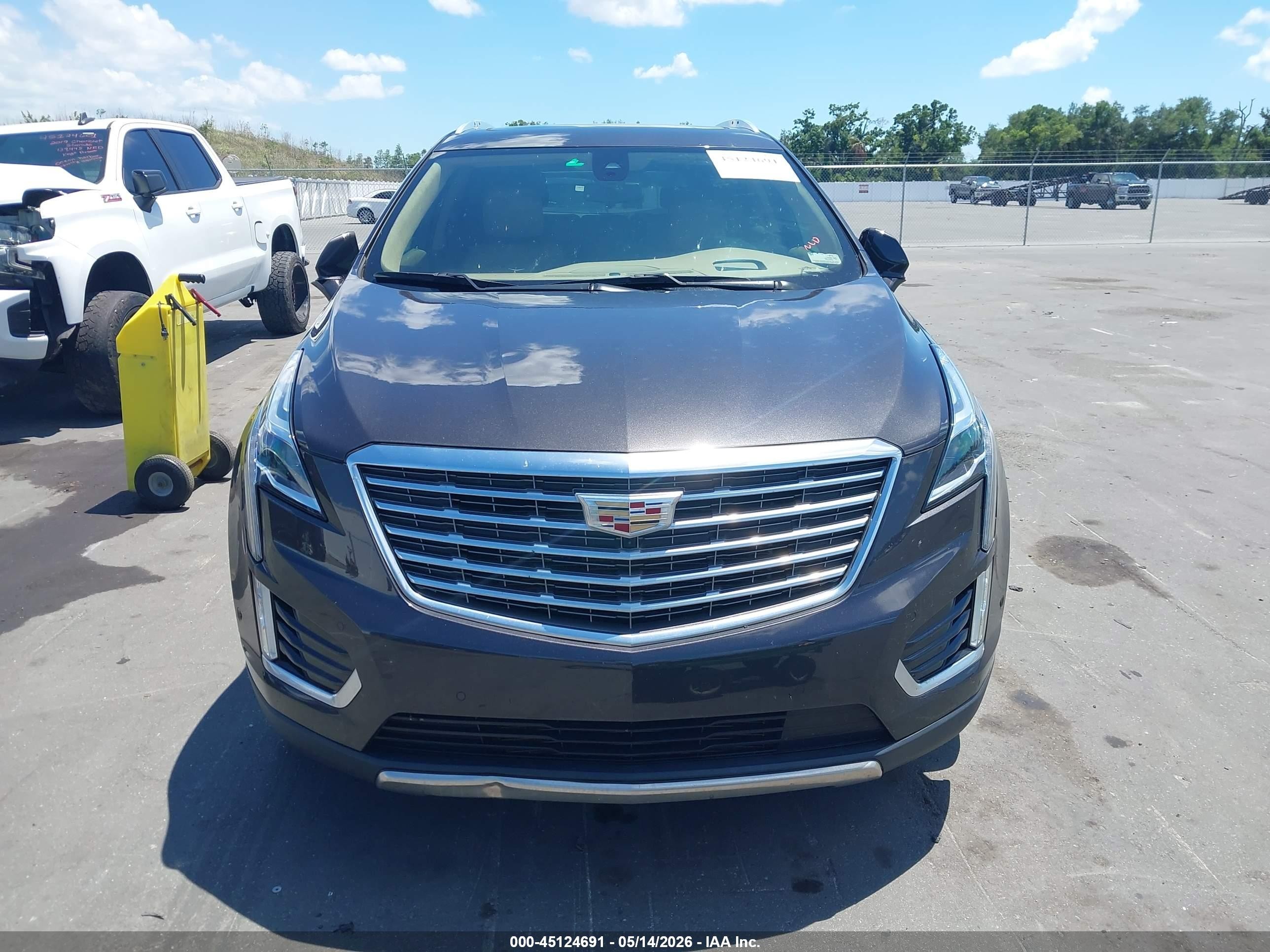 2017 Cadillac Xt5 Platinum Gray vin: 1GYKNFRS2HZ326983