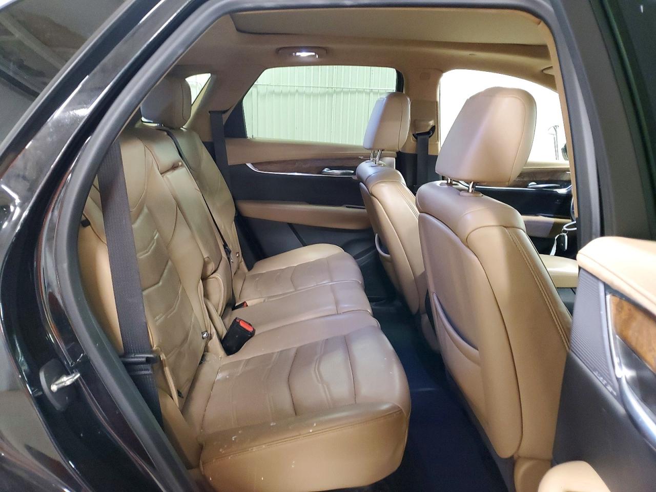 2020 Cadillac Xt5 Platinum Premium Luxury Black vin: 1GYKNFRS5LZ151685