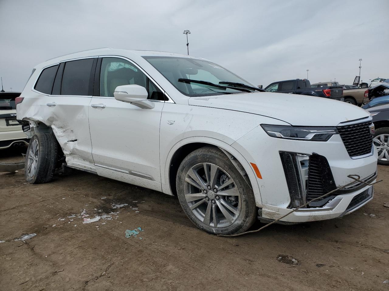 2024 Cadillac Xt6 Premium Luxury White vin: 1GYKPDRS0RZ759007