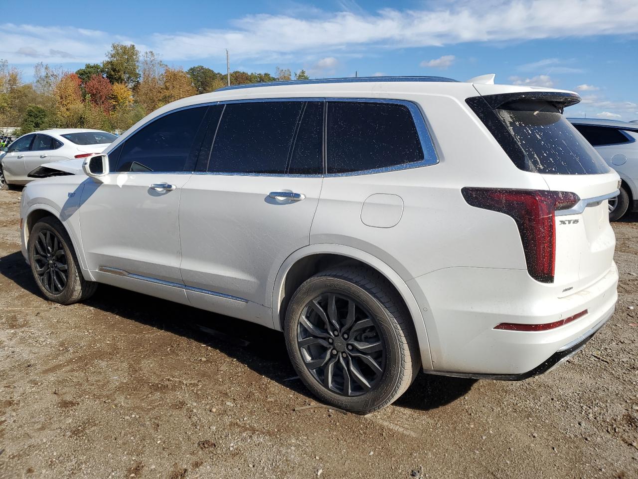 2020 Cadillac Xt6 Premium Luxury White vin: 1GYKPDRS5LZ183728