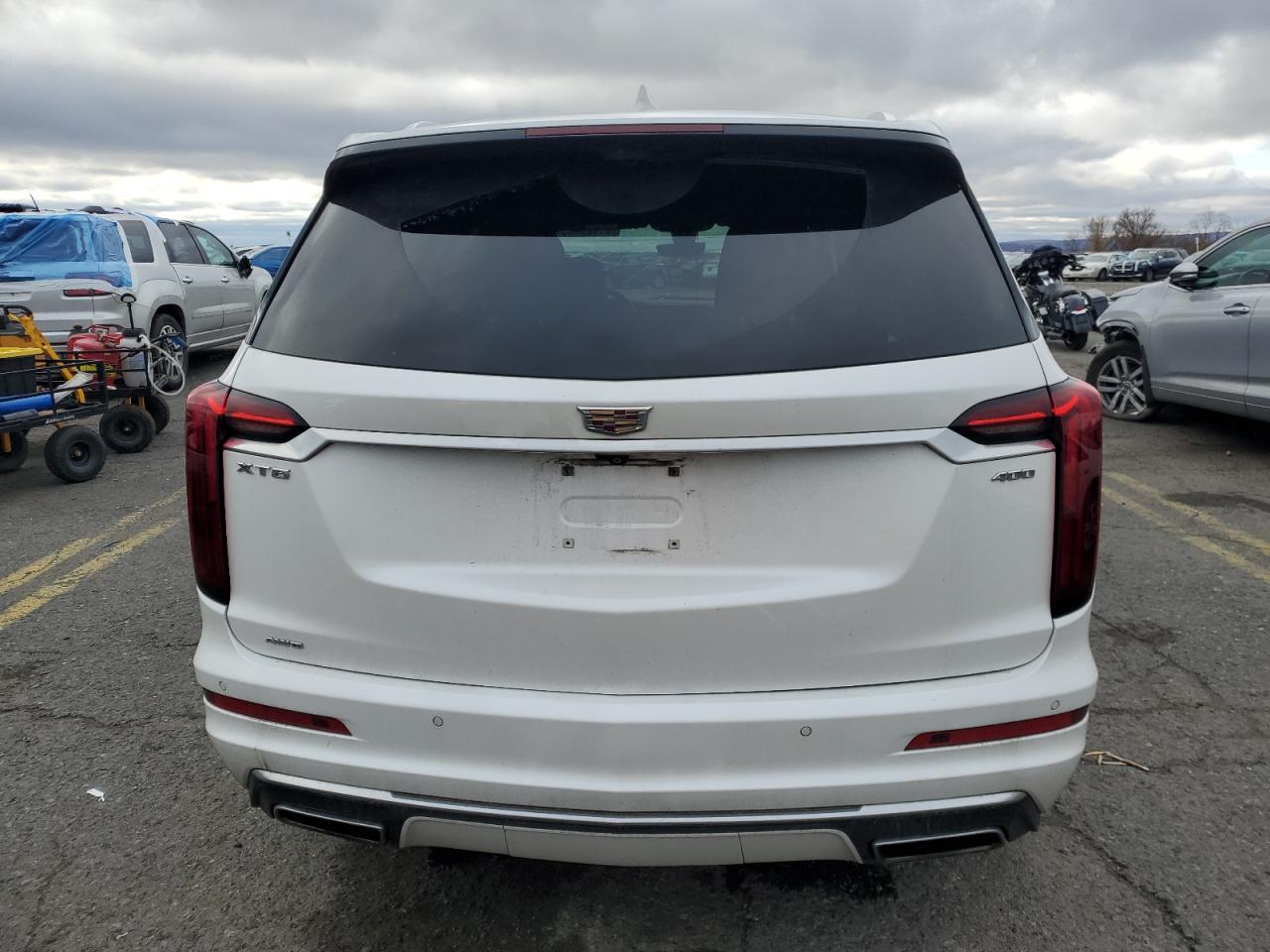 2020 Cadillac Xt6 Premium Luxury White vin: 1GYKPDRS7LZ101417