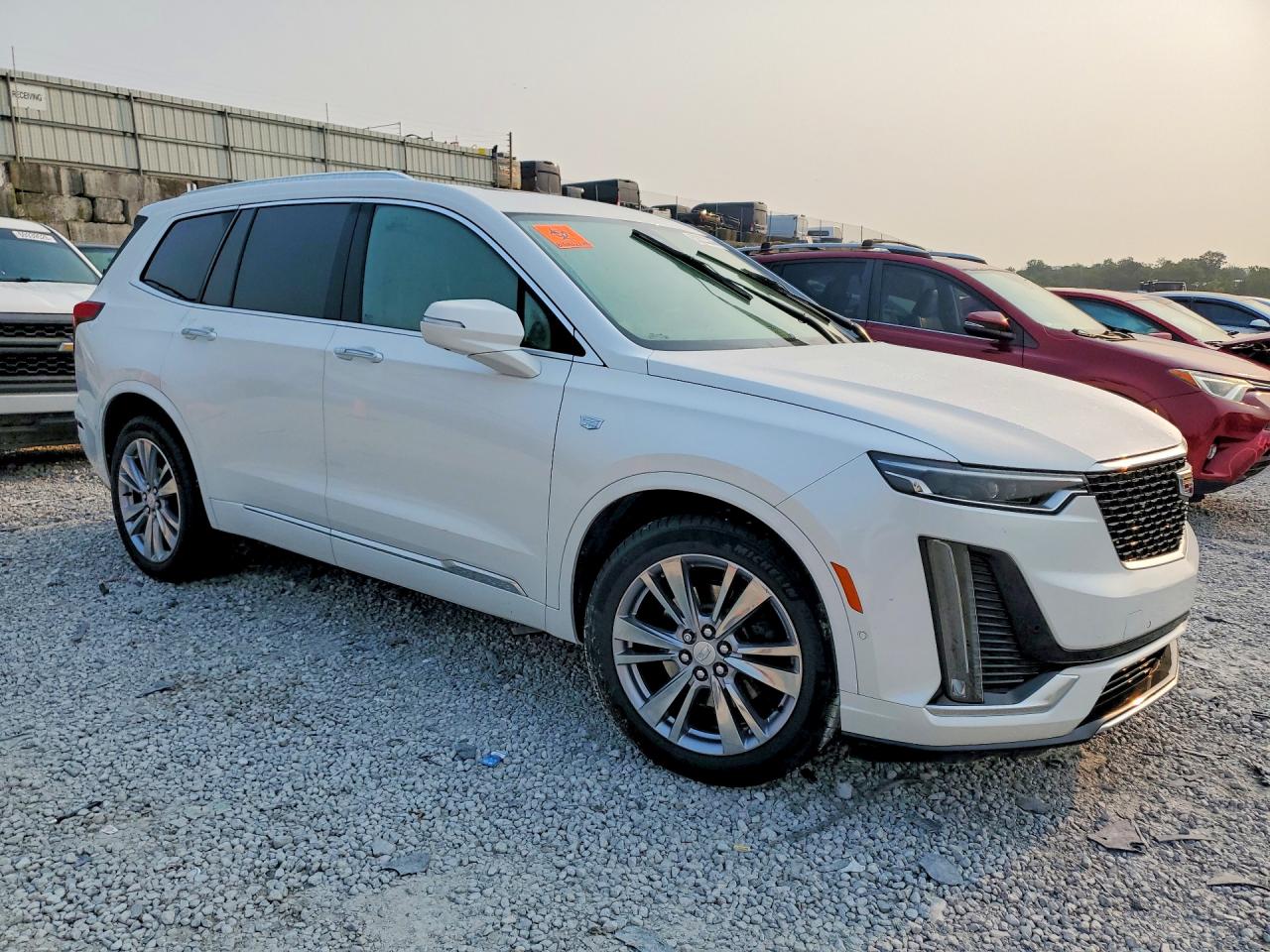 2024 Cadillac Xt6 Platinum Premium Luxury Белый vin: 1GYKPFRS4RZ713823