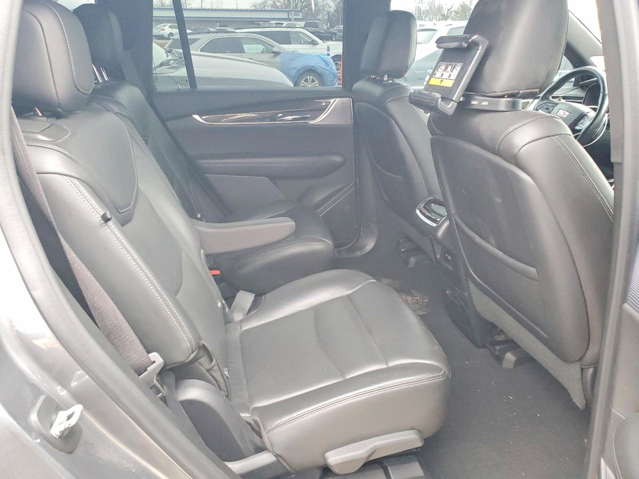 2020 Cadillac Xt6 Sport Silver vin: 1GYKPGRS4LZ134053
