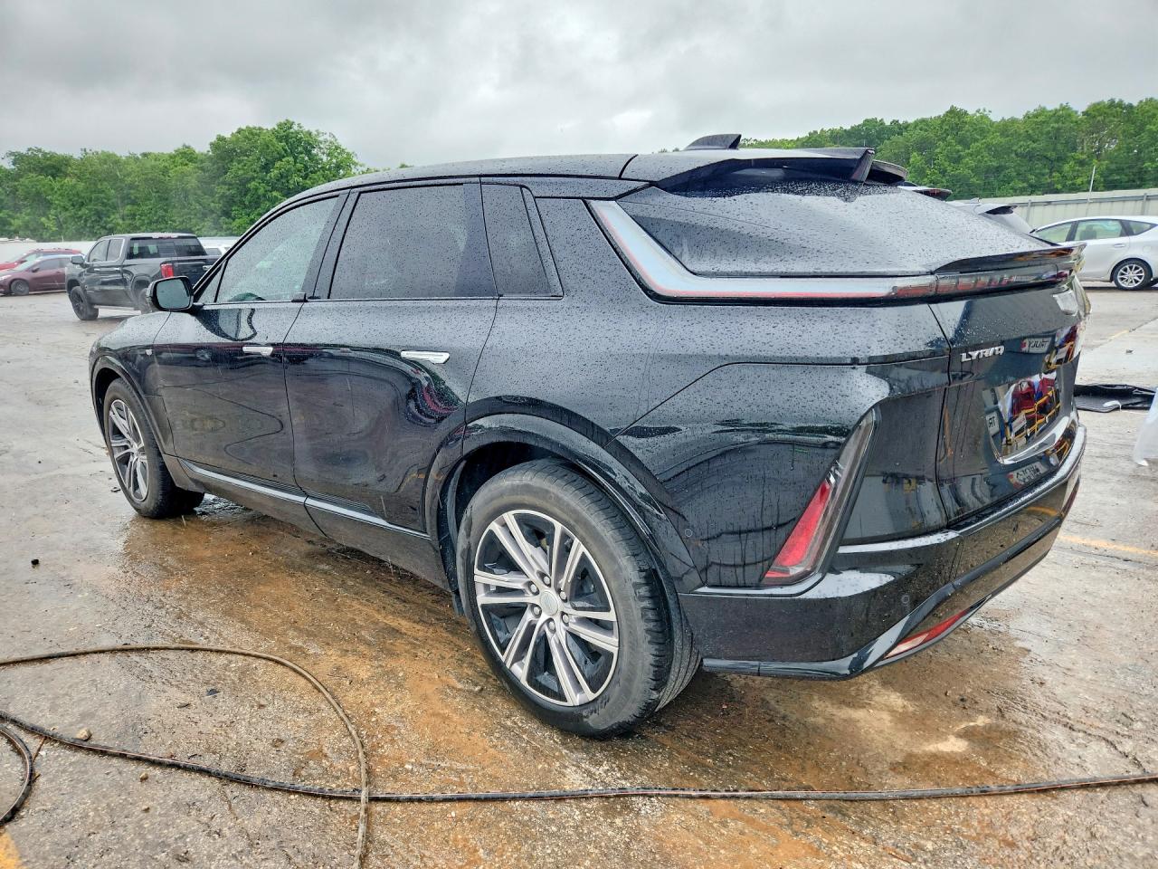 2023 Cadillac Lyriq Luxury Black vin: 1GYKPMRK4PZ002768