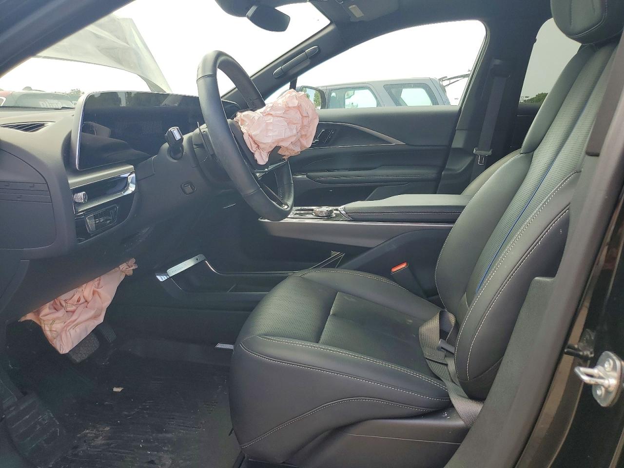 2025 Cadillac Lyriq Luxury Black vin: 1GYKPNRL9SZ306010