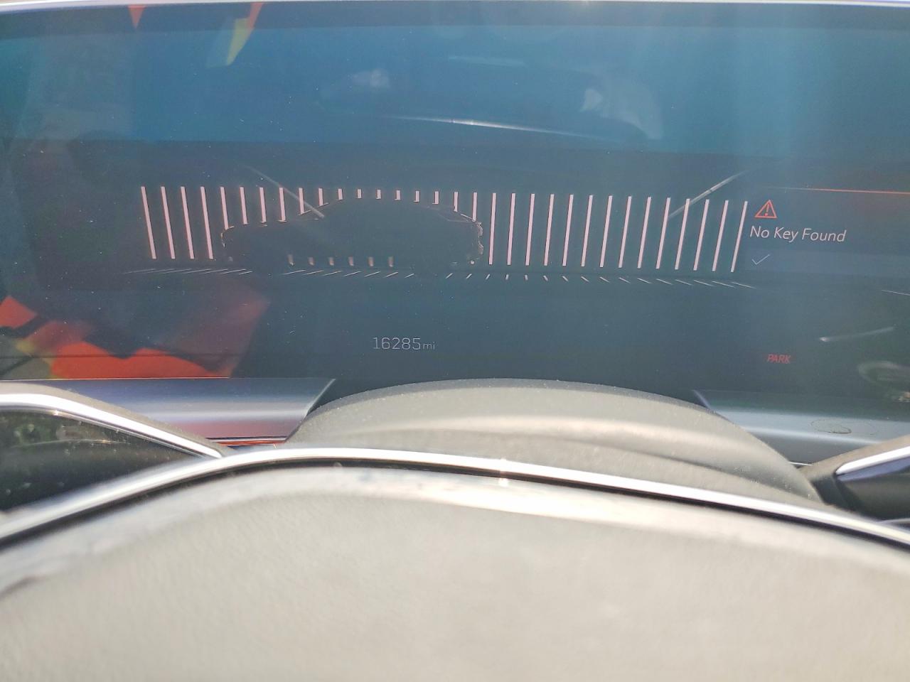 2025 Cadillac Lyriq Luxury Black vin: 1GYKPNRL9SZ306010