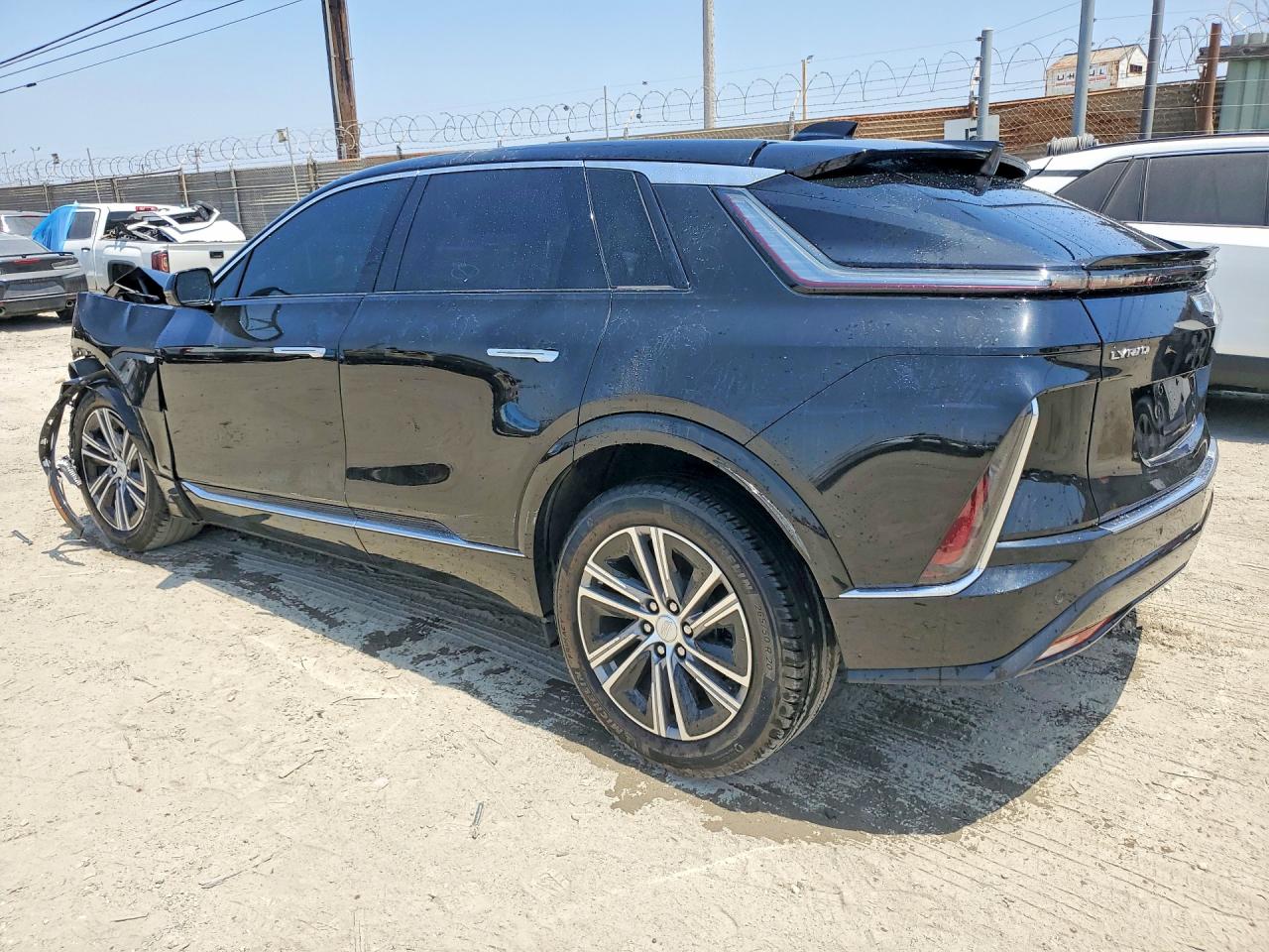 2024 Cadillac Lyriq Luxury Black vin: 1GYKPPRK1RZ115940