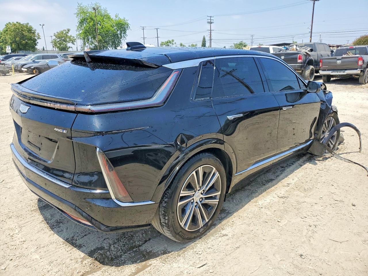 2024 Cadillac Lyriq Luxury Black vin: 1GYKPPRK1RZ115940