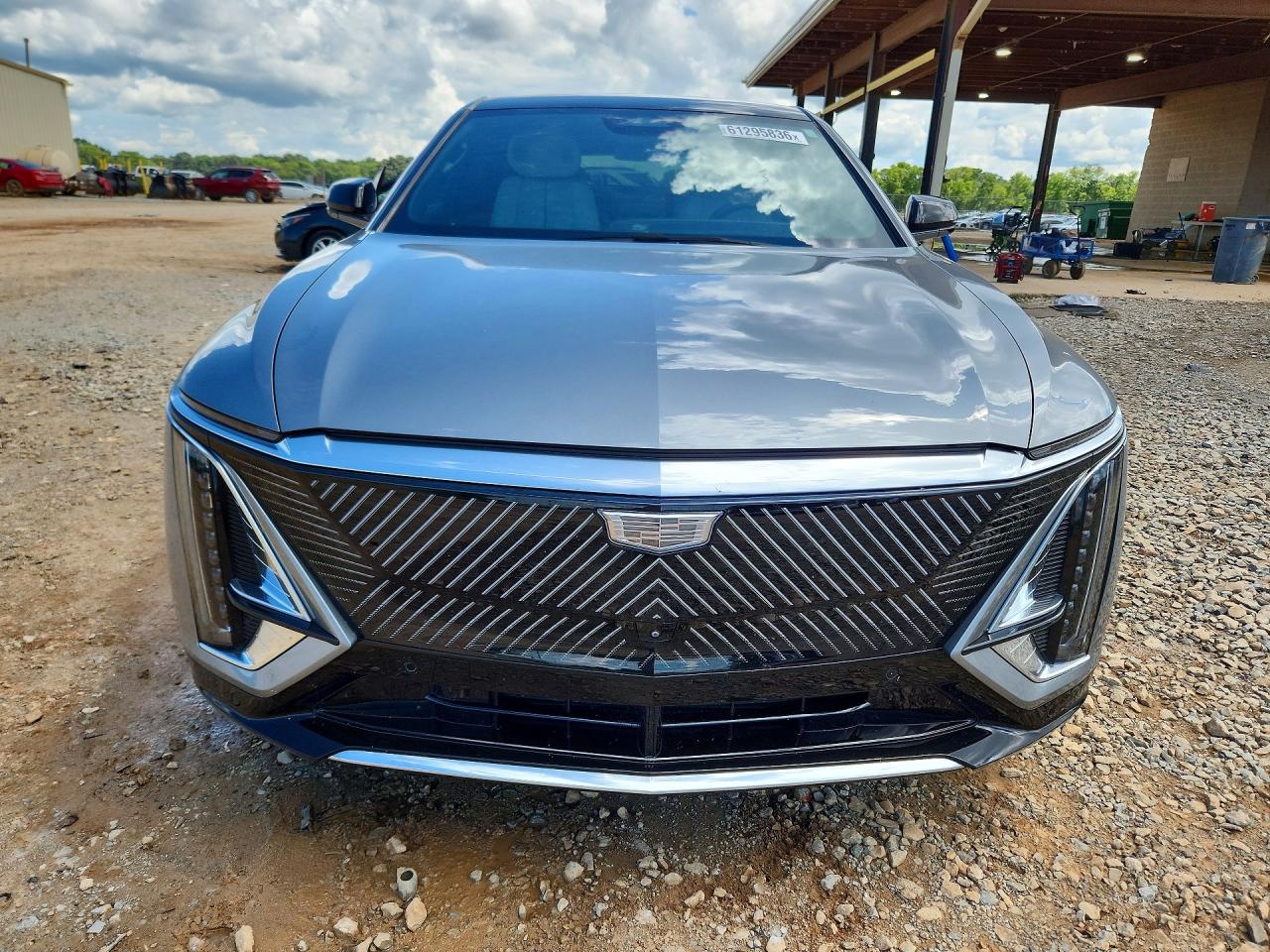 2024 Cadillac Lyriq Luxury Gray vin: 1GYKPRRK1RZ124827