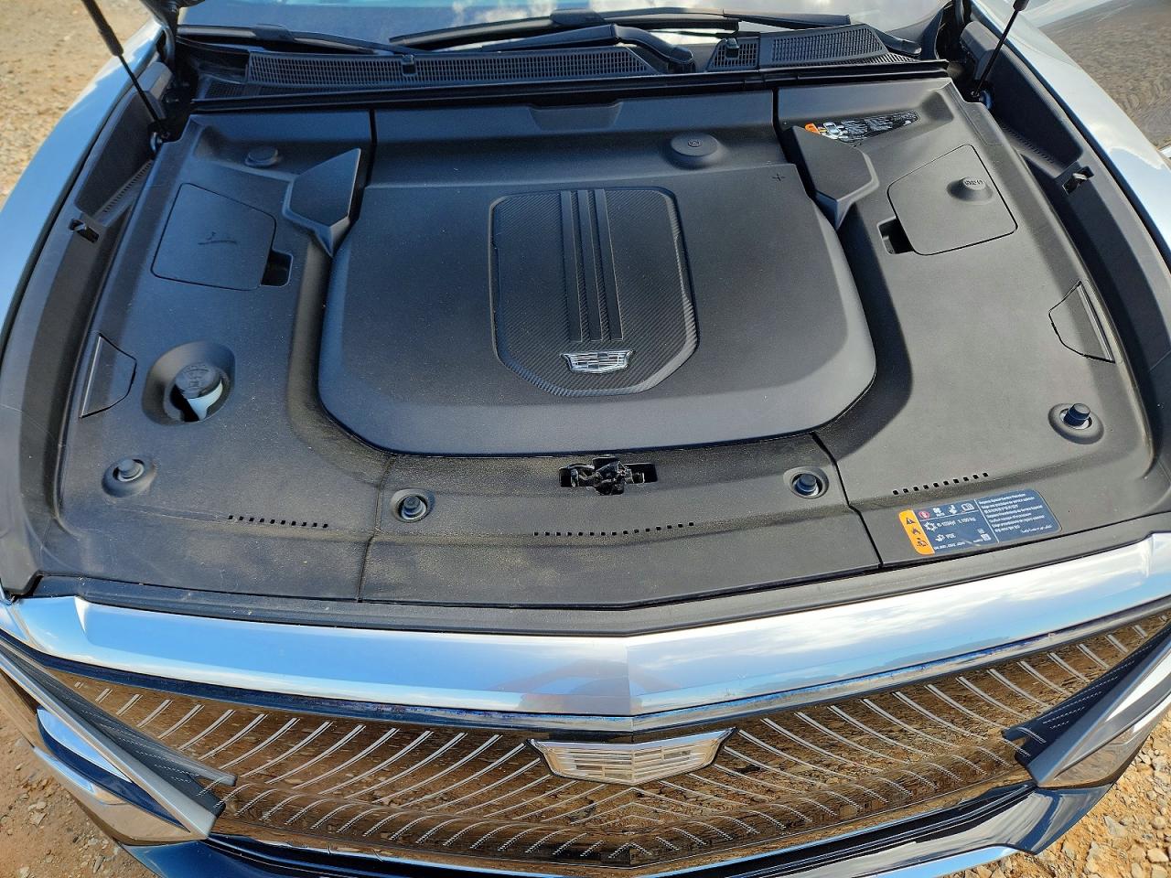 2024 Cadillac Lyriq Luxury Gray vin: 1GYKPRRK1RZ124827