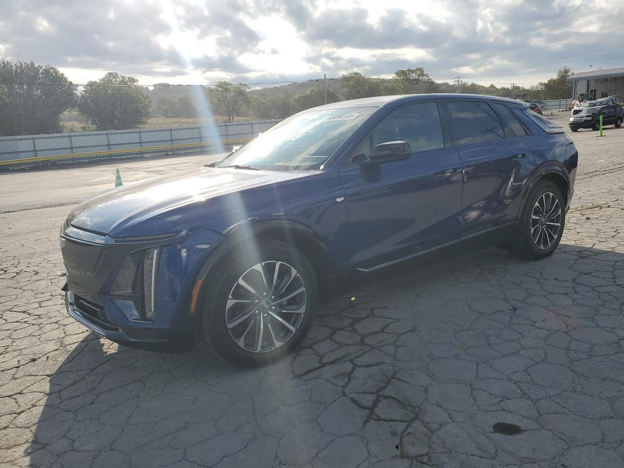 2025 Cadillac Lyriq Sport Синий vin: 1GYKPURL6SZ312616