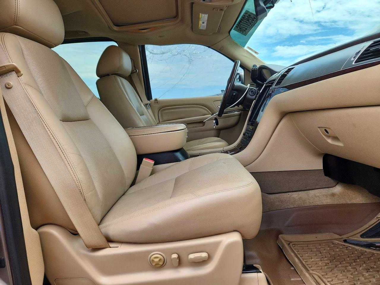 2011 Cadillac Escalade Gray vin: 1GYS3AEF1BR360650