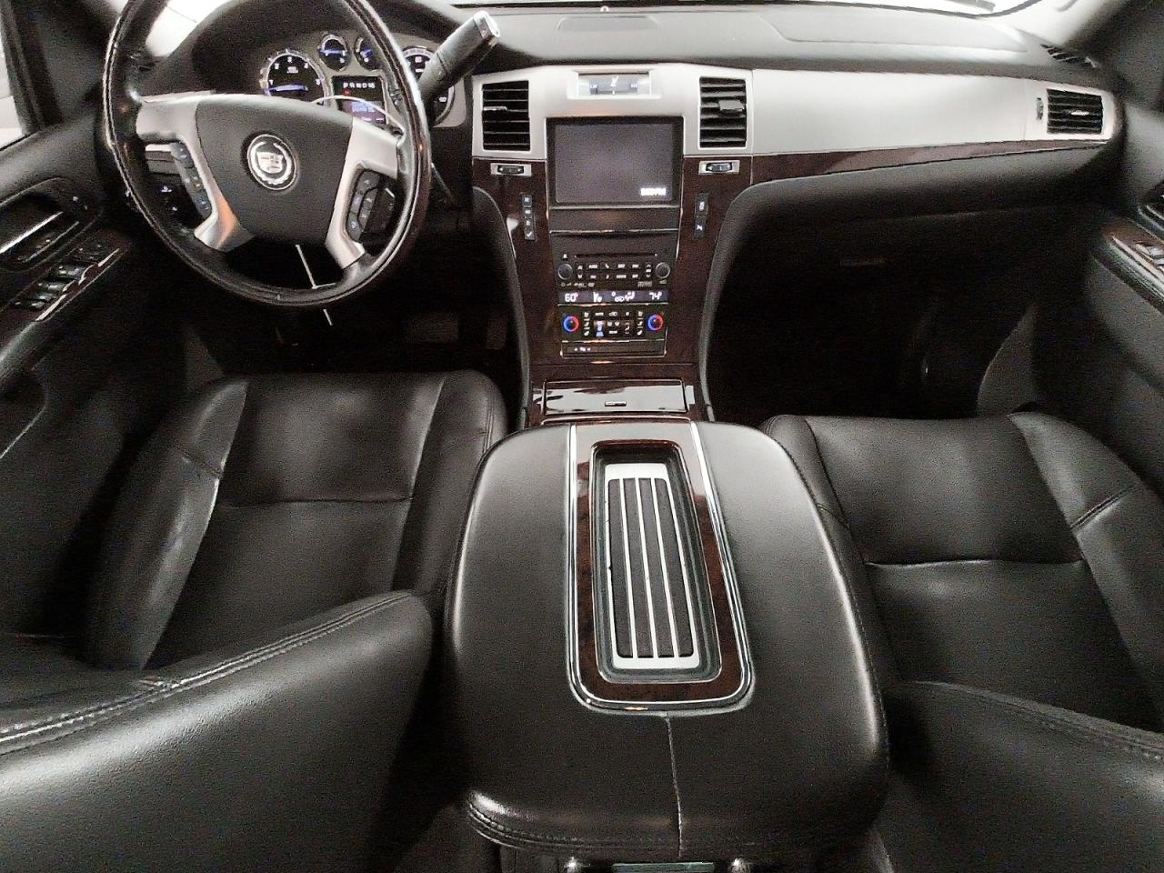 2013 Cadillac Escalade White vin: 1GYS3AEF9DR331318