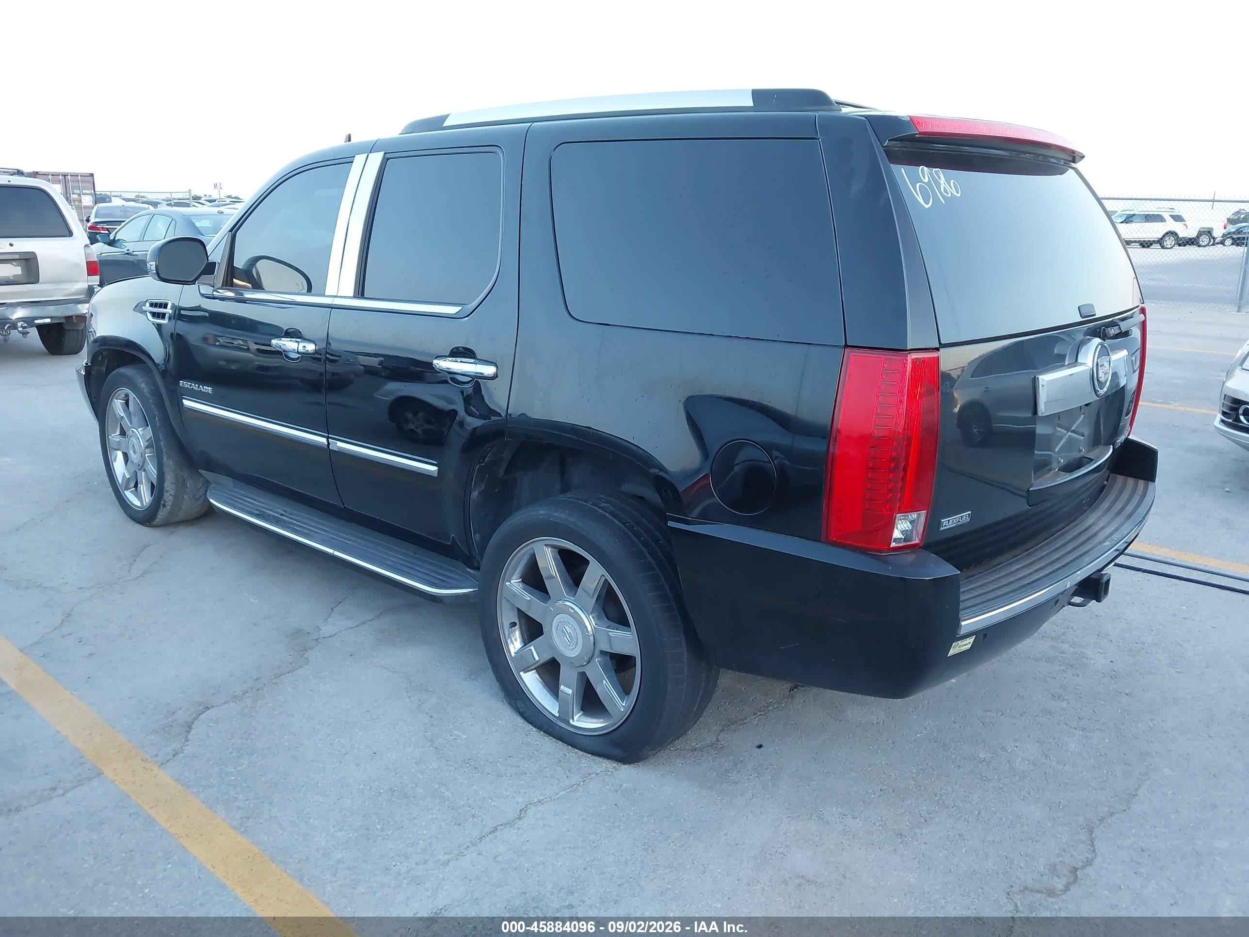 2011 Cadillac Escalade Luxury Black vin: 1GYS3BEF1BR366986