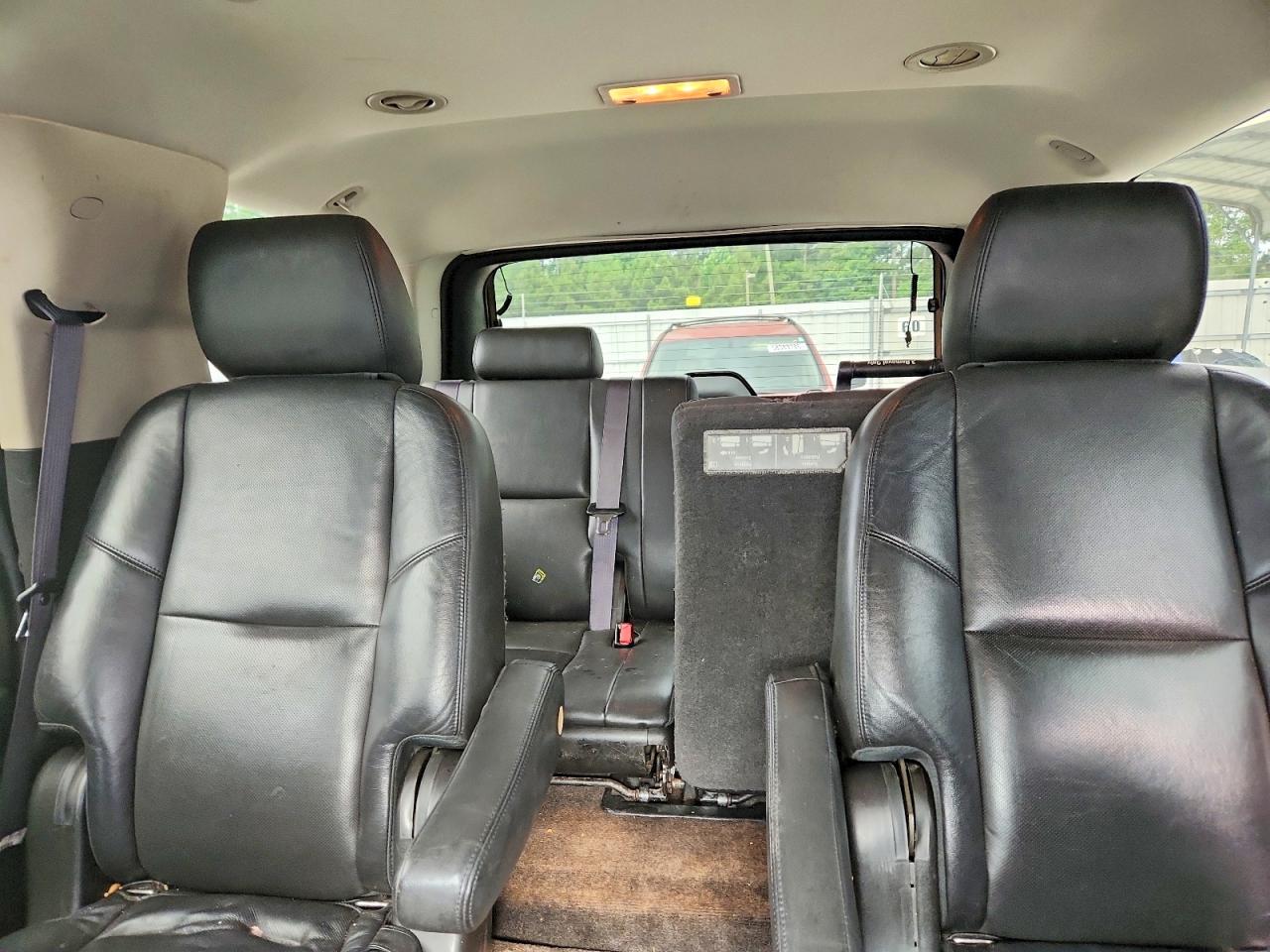 2012 Cadillac Escalade Luxury Black vin: 1GYS3BEF2CR153224