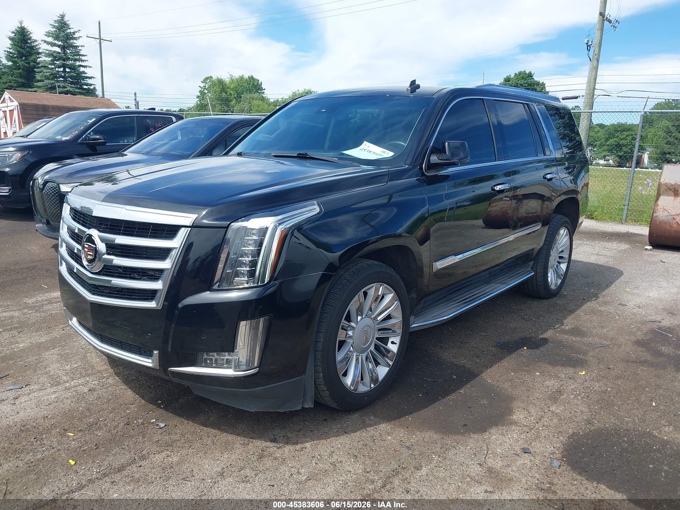 2015 Cadillac Escalade Luxury Black vin: 1GYS3BKJ0FR276792