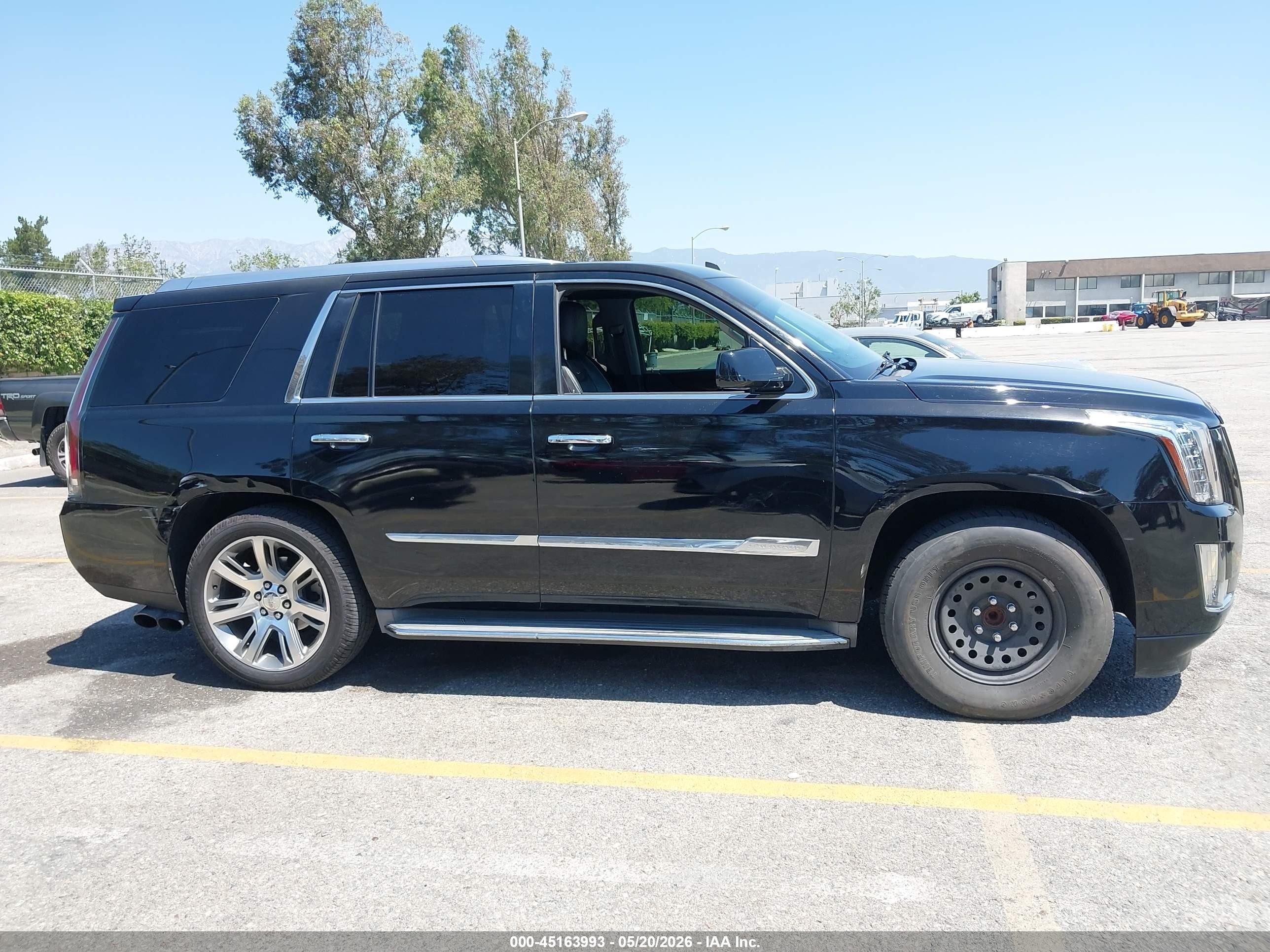 2015 Cadillac Escalade Luxury Black vin: 1GYS3BKJ1FR192786