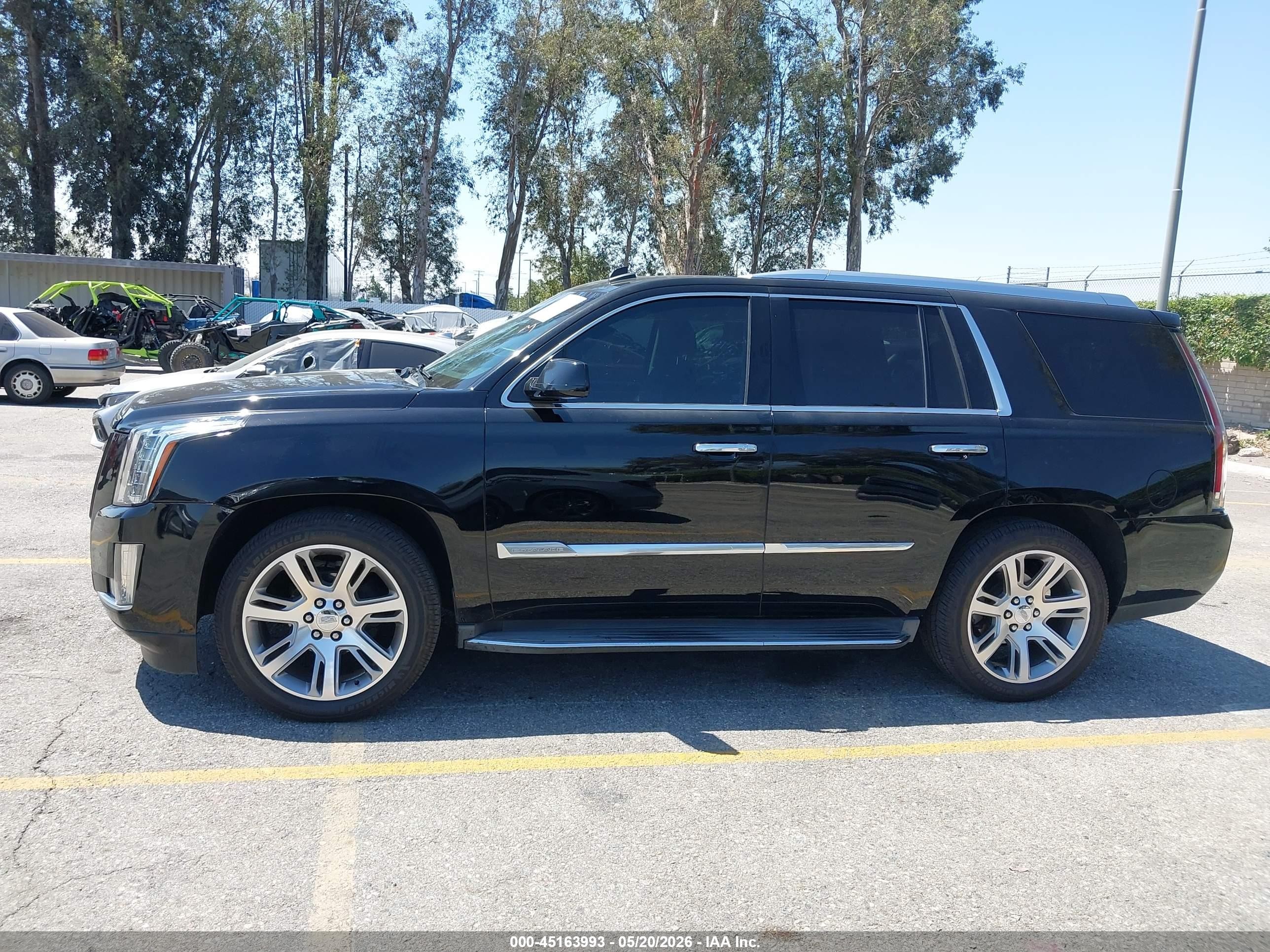 2015 Cadillac Escalade Luxury Black vin: 1GYS3BKJ1FR192786