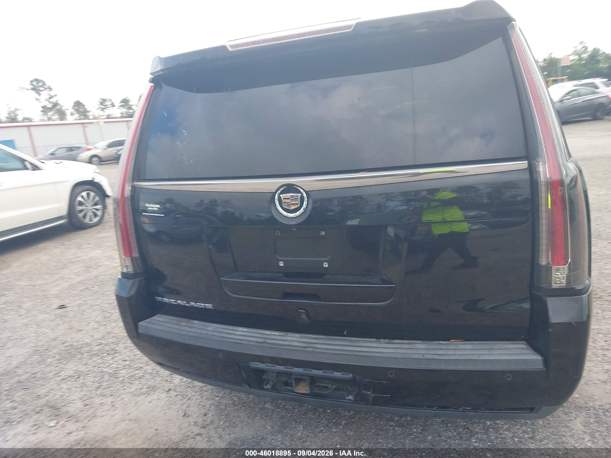 2015 Cadillac Escalade Luxury Black vin: 1GYS3BKJ2FR211345