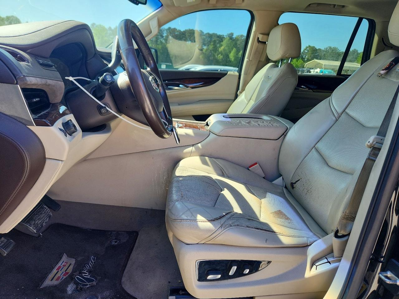 2015 Cadillac Escalade Luxury Black vin: 1GYS3BKJ5FR301752