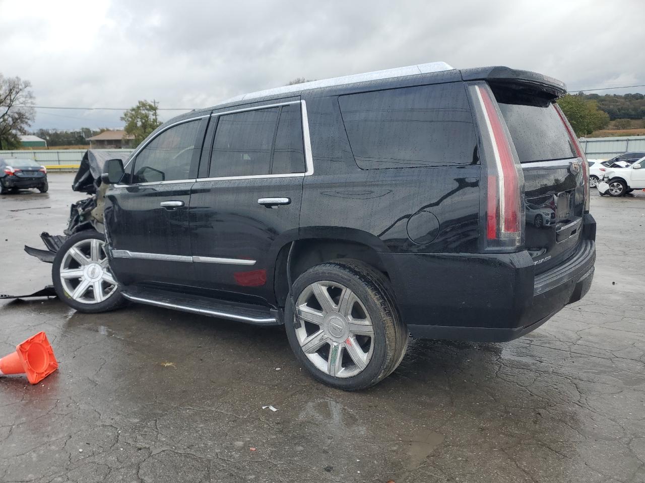 2018 Cadillac Escalade Luxury Черный vin: 1GYS3BKJ8JR365129