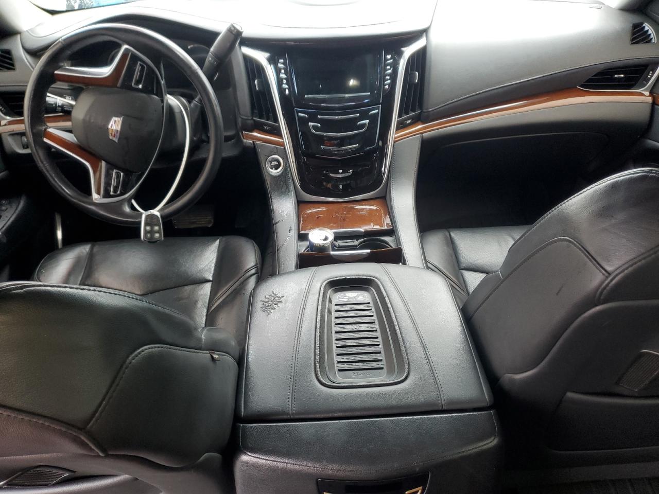 2018 Cadillac Escalade Luxury Черный vin: 1GYS3BKJ8JR365129