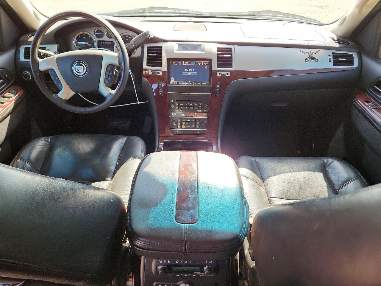 2011 Cadillac Escalade Premium Black vin: 1GYS3CEF0BR184749