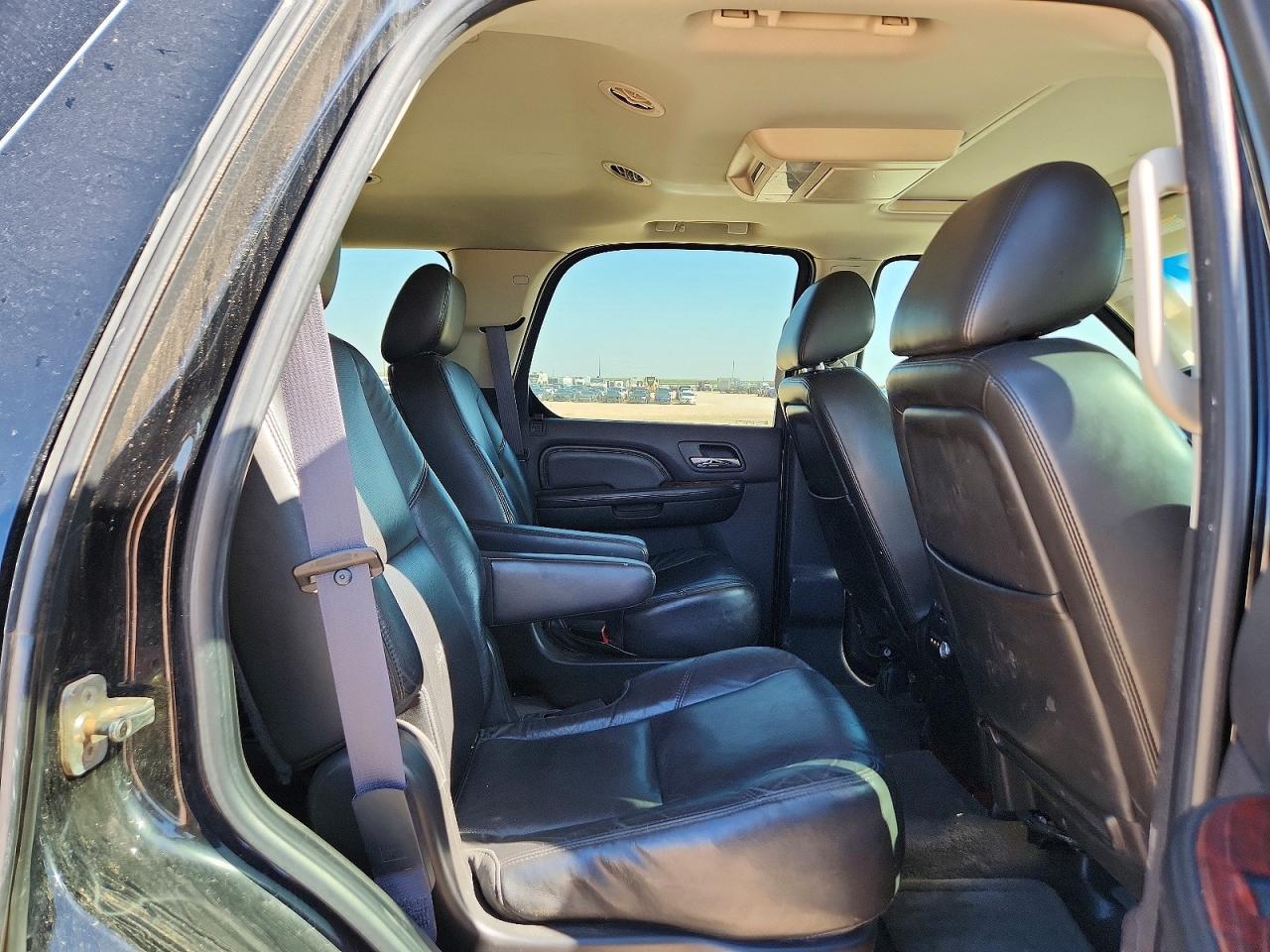 2011 Cadillac Escalade Premium Black vin: 1GYS3CEF0BR184749