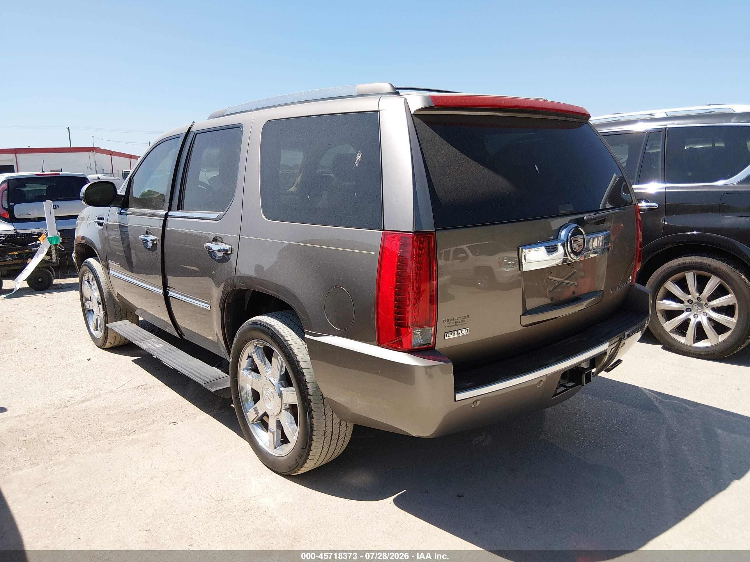 2011 Cadillac Escalade Premium Коричневый vin: 1GYS3CEF3BR138140