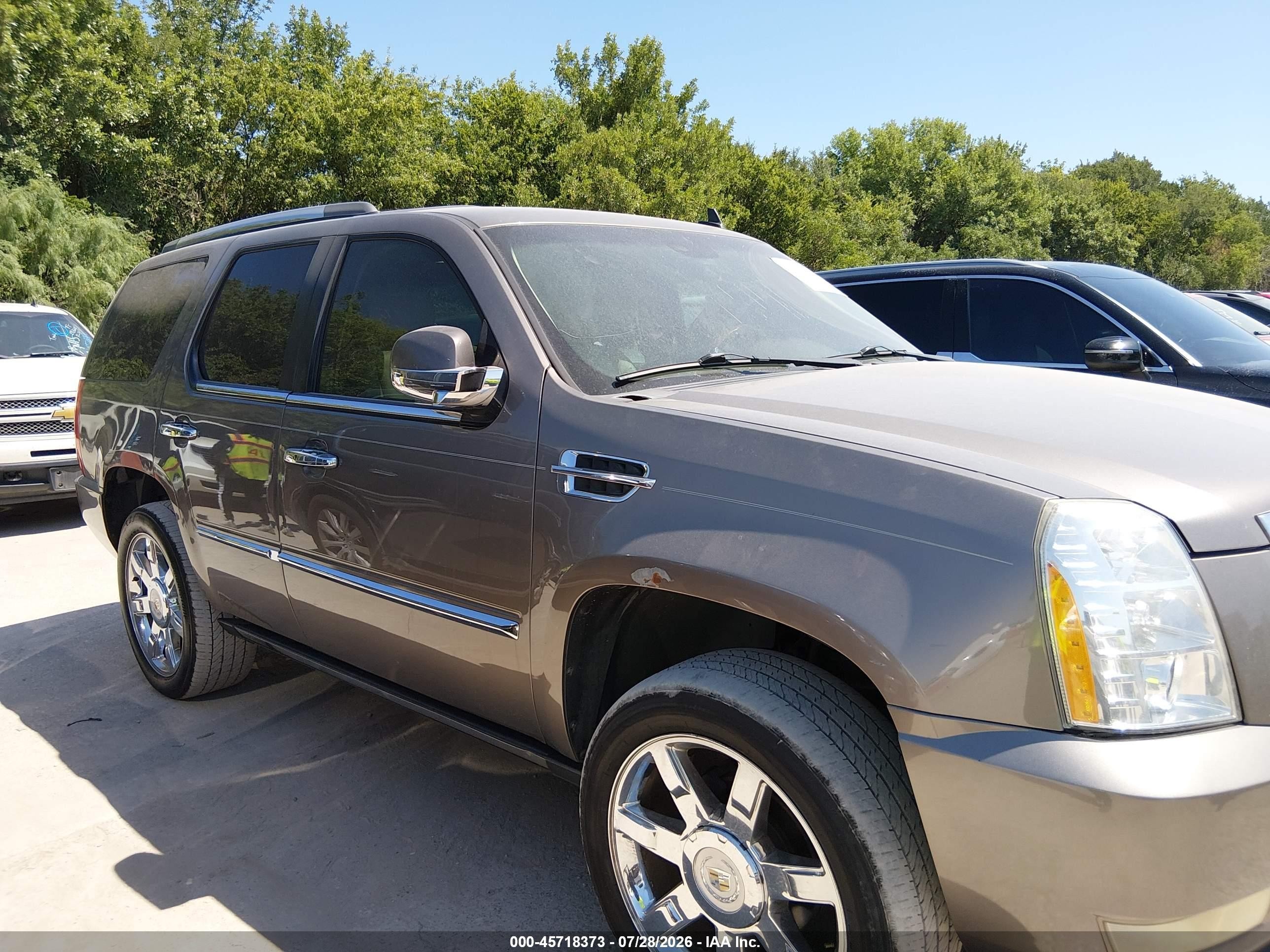 2011 Cadillac Escalade Premium Коричневый vin: 1GYS3CEF3BR138140