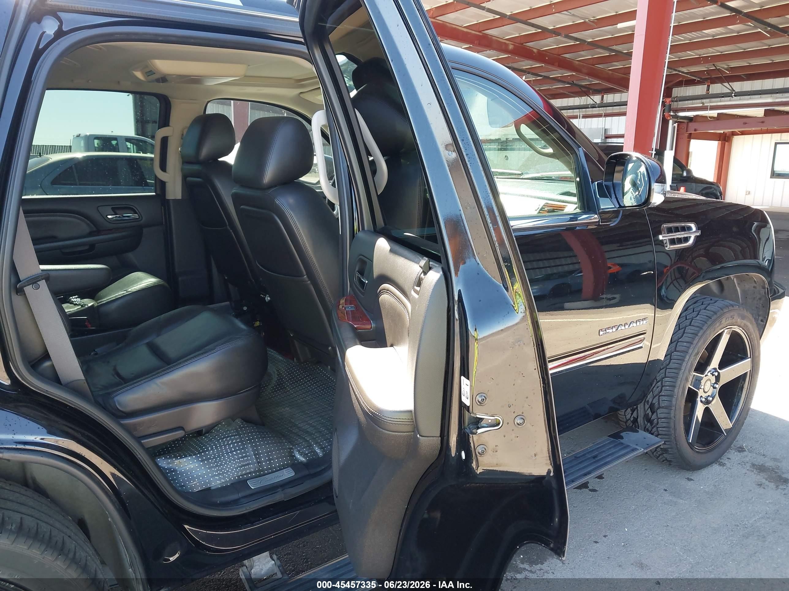2011 Cadillac Escalade Premium Black vin: 1GYS3CEF6BR351230