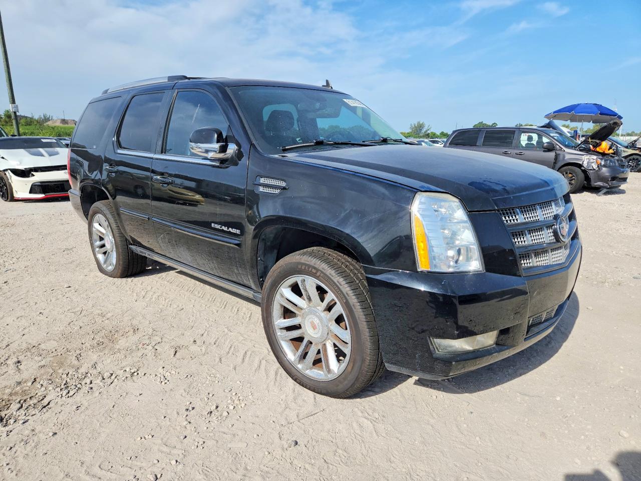 2013 Cadillac Escalade Premium Black vin: 1GYS3CEF8DR137844
