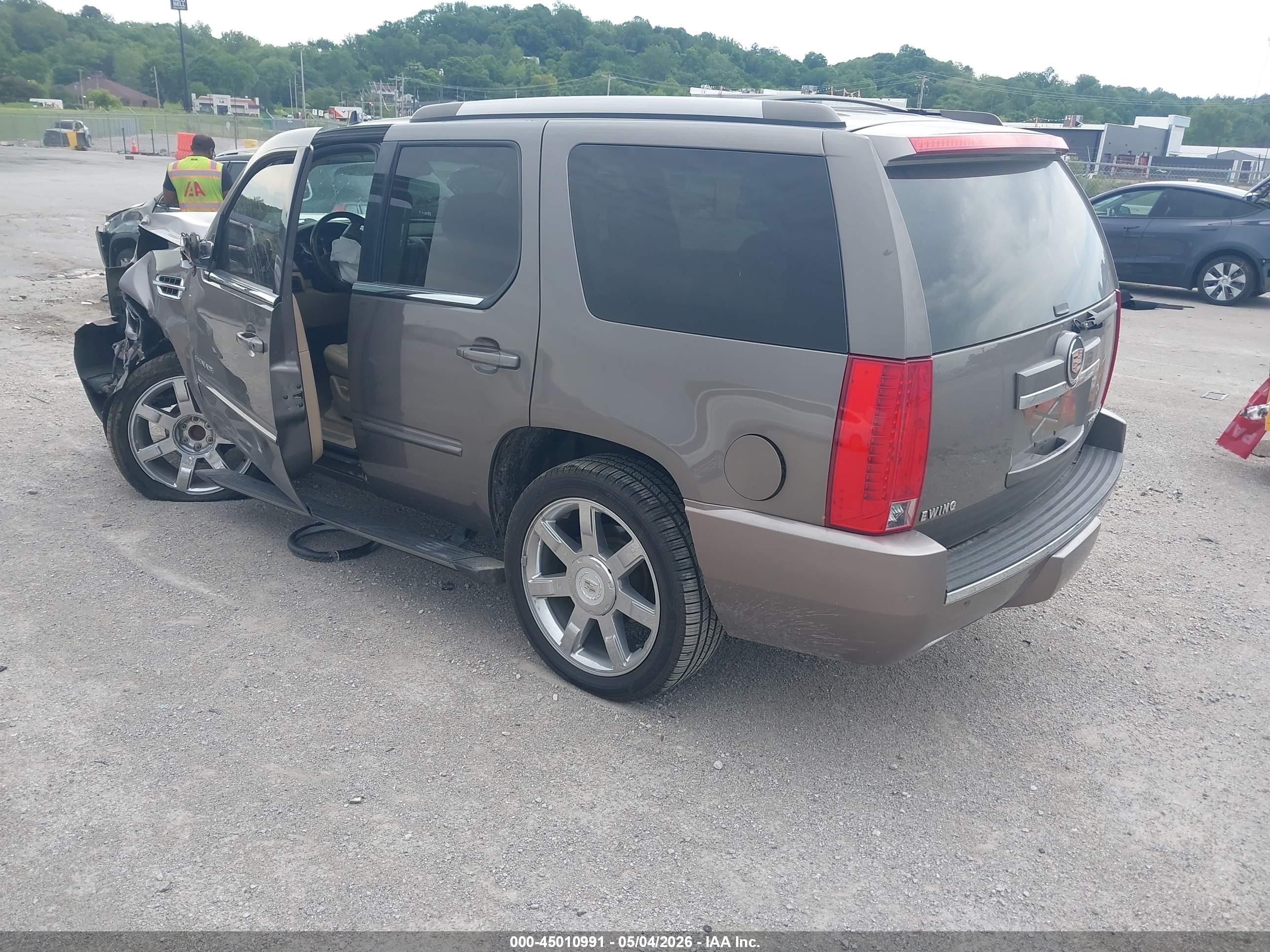 2013 Cadillac Escalade Premium Gold vin: 1GYS3CEF9DR308875