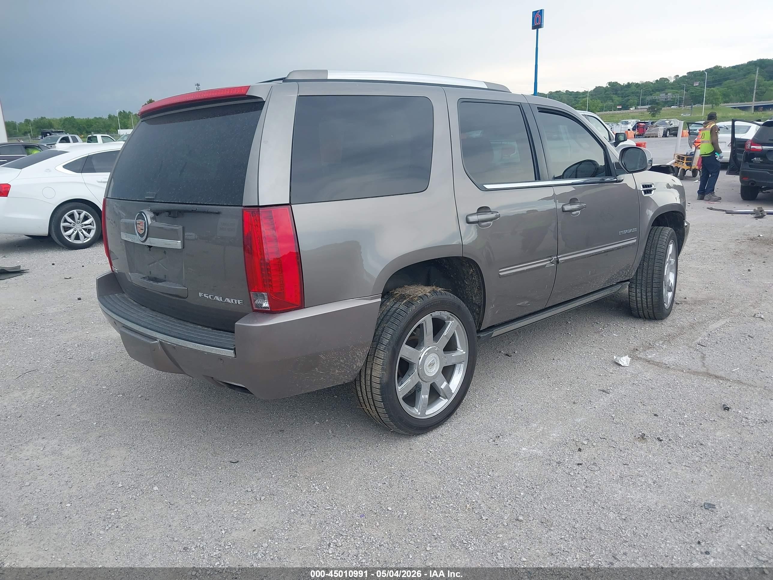 2013 Cadillac Escalade Premium Gold vin: 1GYS3CEF9DR308875