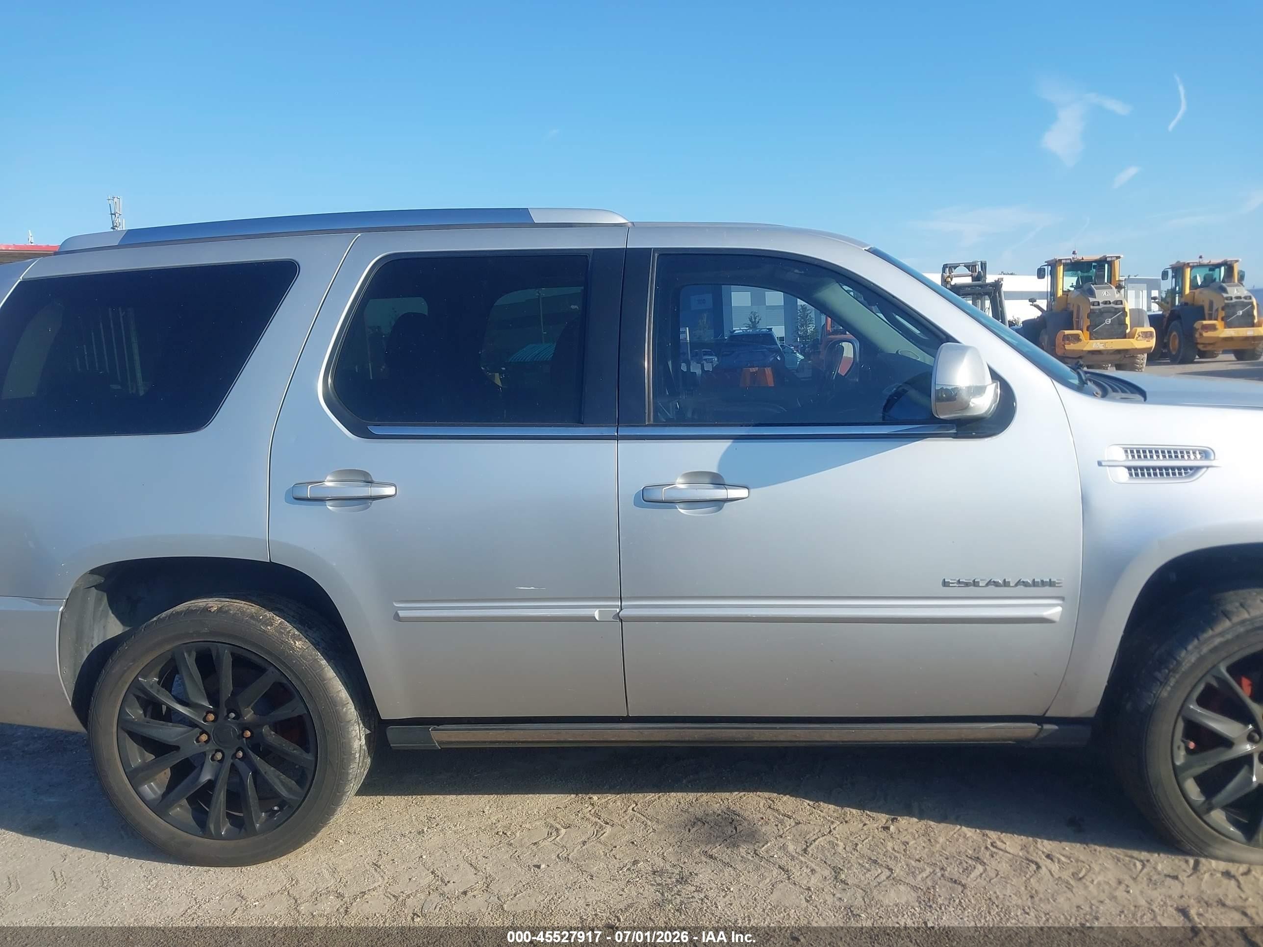 2012 Cadillac Escalade Premium Silver vin: 1GYS3CEFXCR250595