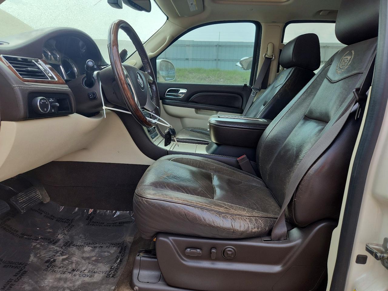 2013 Cadillac Escalade Platinum White vin: 1GYS3DEF2DR368471