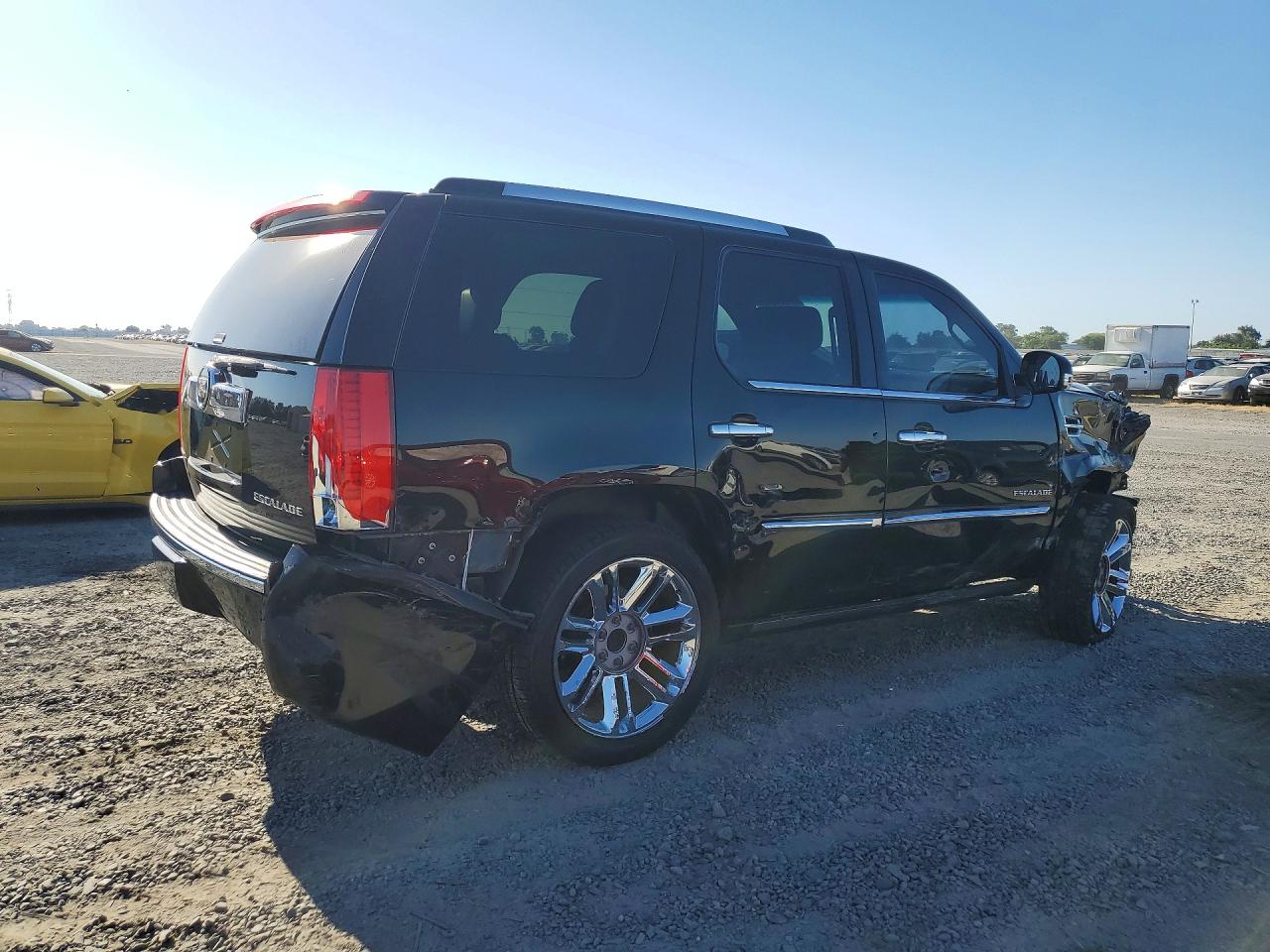 2013 Cadillac Escalade Platinum Black vin: 1GYS3DEF6DR247510