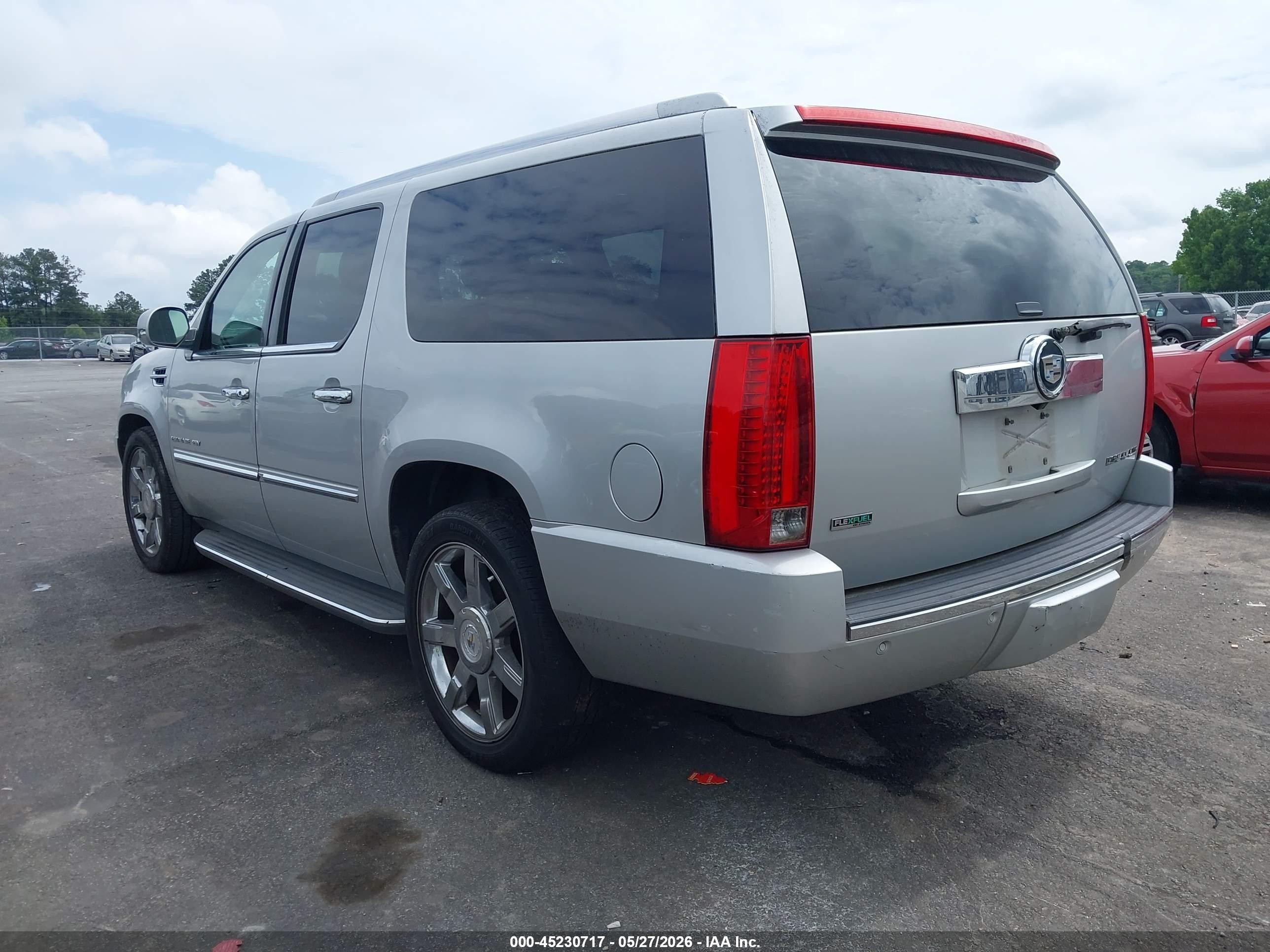 2011 Cadillac Escalade Esv Luxury Silver vin: 1GYS3HEF1BR192209