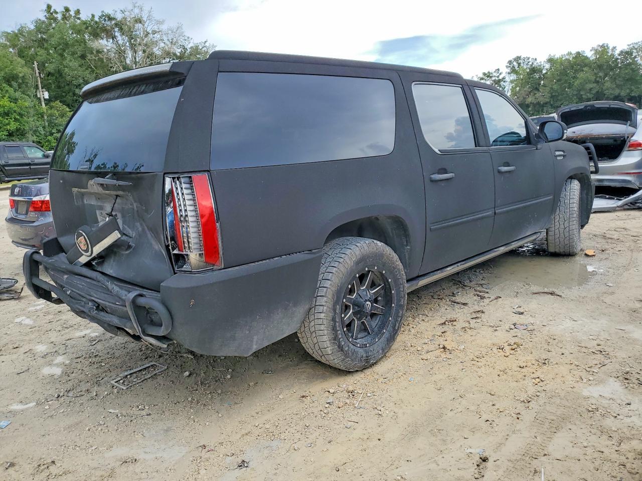 2013 Cadillac Escalade Esv Premium Black vin: 1GYS3JEF0DR215702