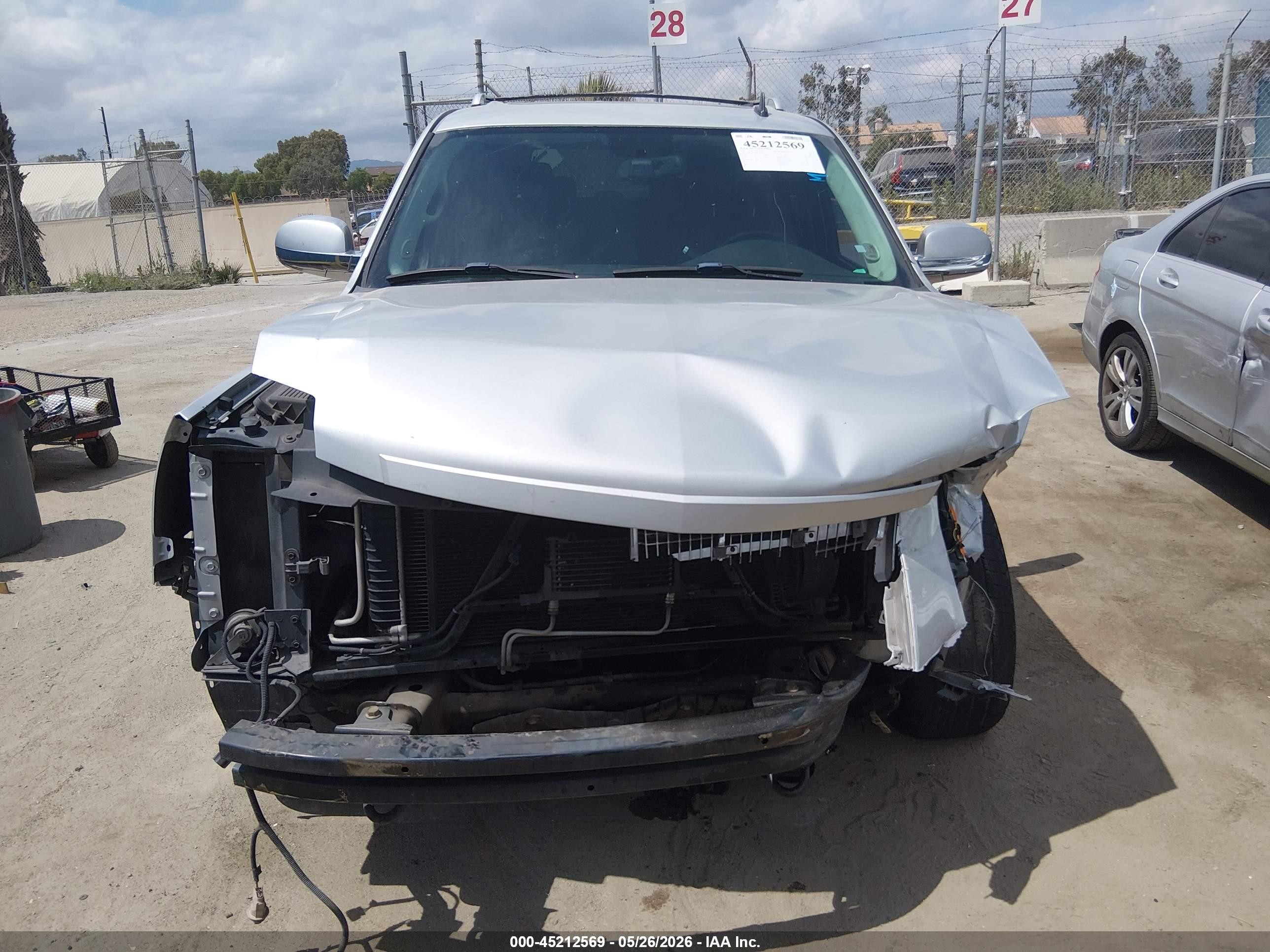 2013 Cadillac Escalade Esv Premium Серебряный vin: 1GYS3JEF3DR316362