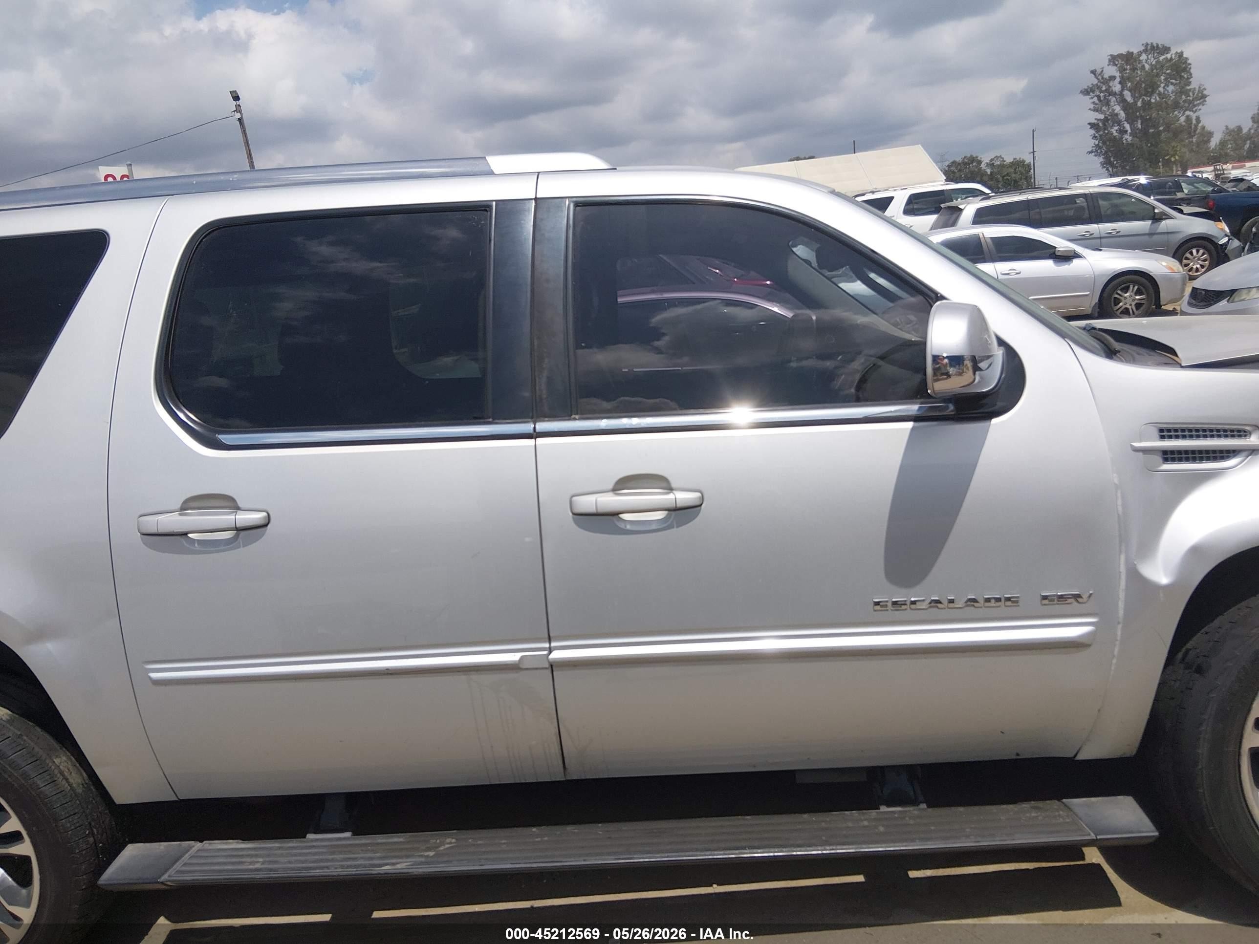 2013 Cadillac Escalade Esv Premium Серебряный vin: 1GYS3JEF3DR316362