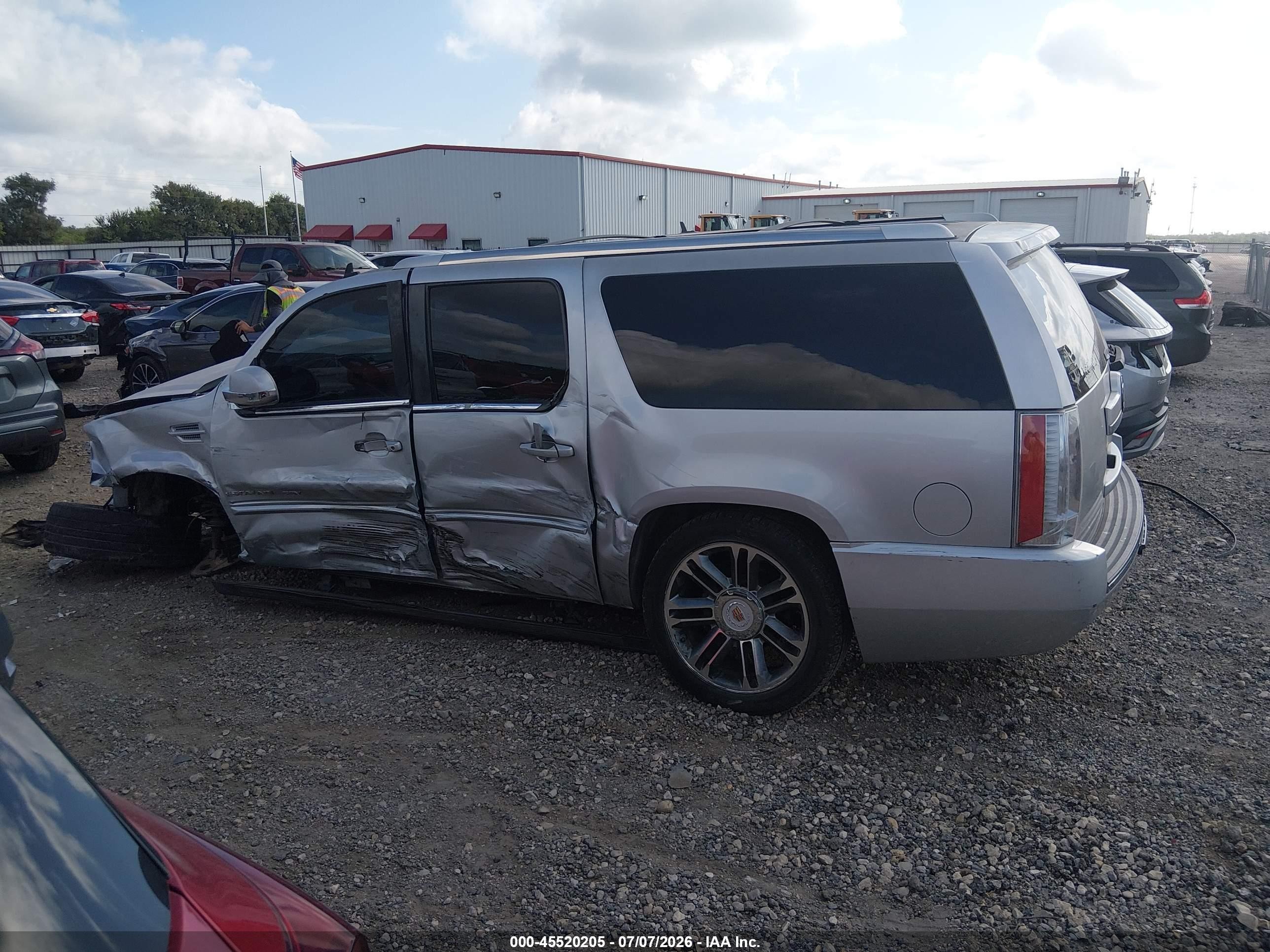 2013 Cadillac Escalade Esv Premium Серебряный vin: 1GYS3JEF7DR164909