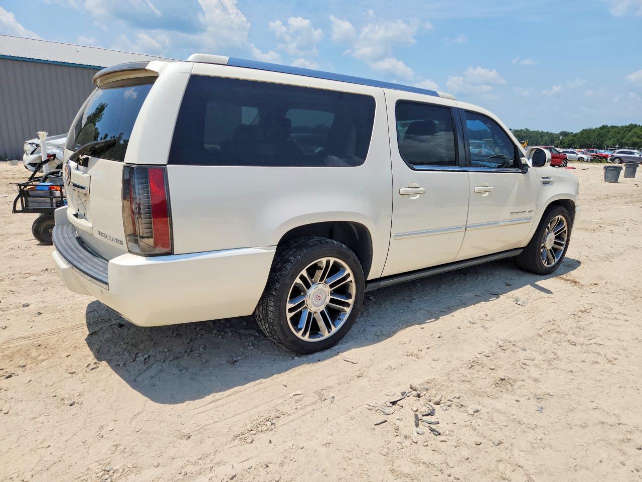 2013 Cadillac Escalade Esv Premium White vin: 1GYS3JEF8DR201868