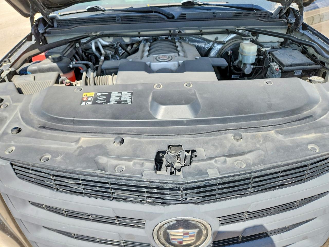 2015 Cadillac Escalade Esv Premium Черный vin: 1GYS3JKJ2FR238684