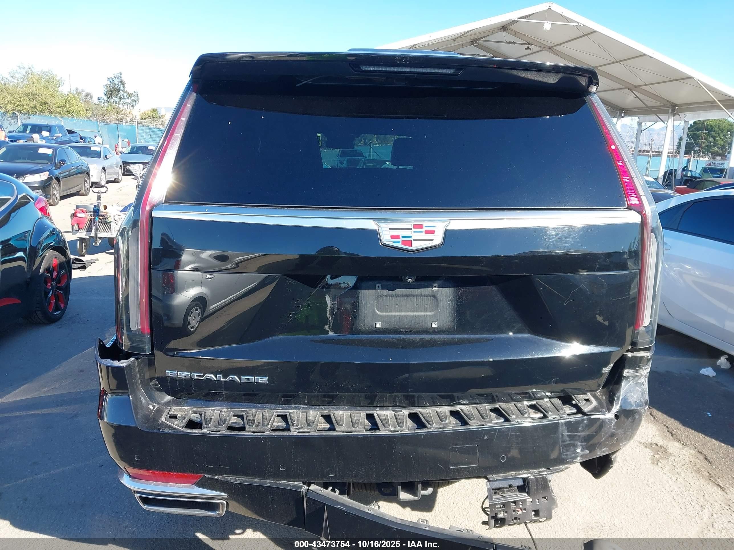 2021 Cadillac Escalade Esv 2wd Luxury Black vin: 1GYS3JKL3MR358587