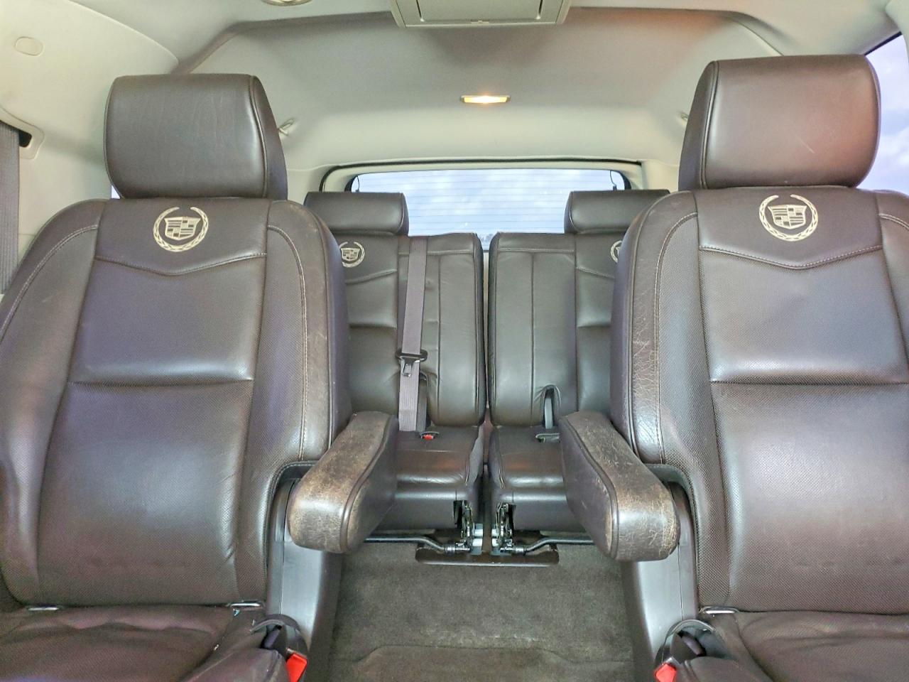 2013 Cadillac Escalade Esv Platinum White vin: 1GYS3KEF5DR225406