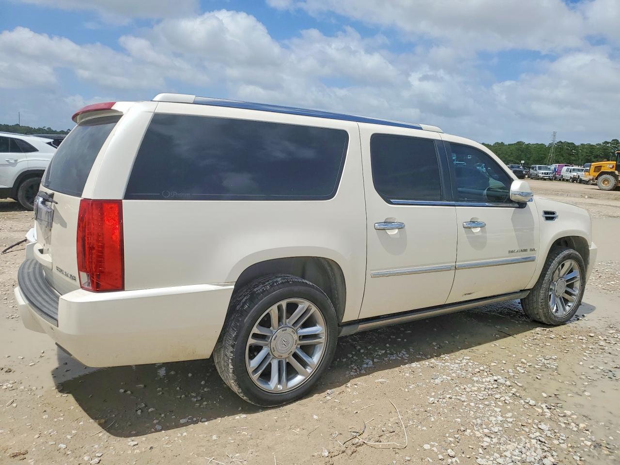 2013 Cadillac Escalade Esv Platinum White vin: 1GYS3KEF5DR225406